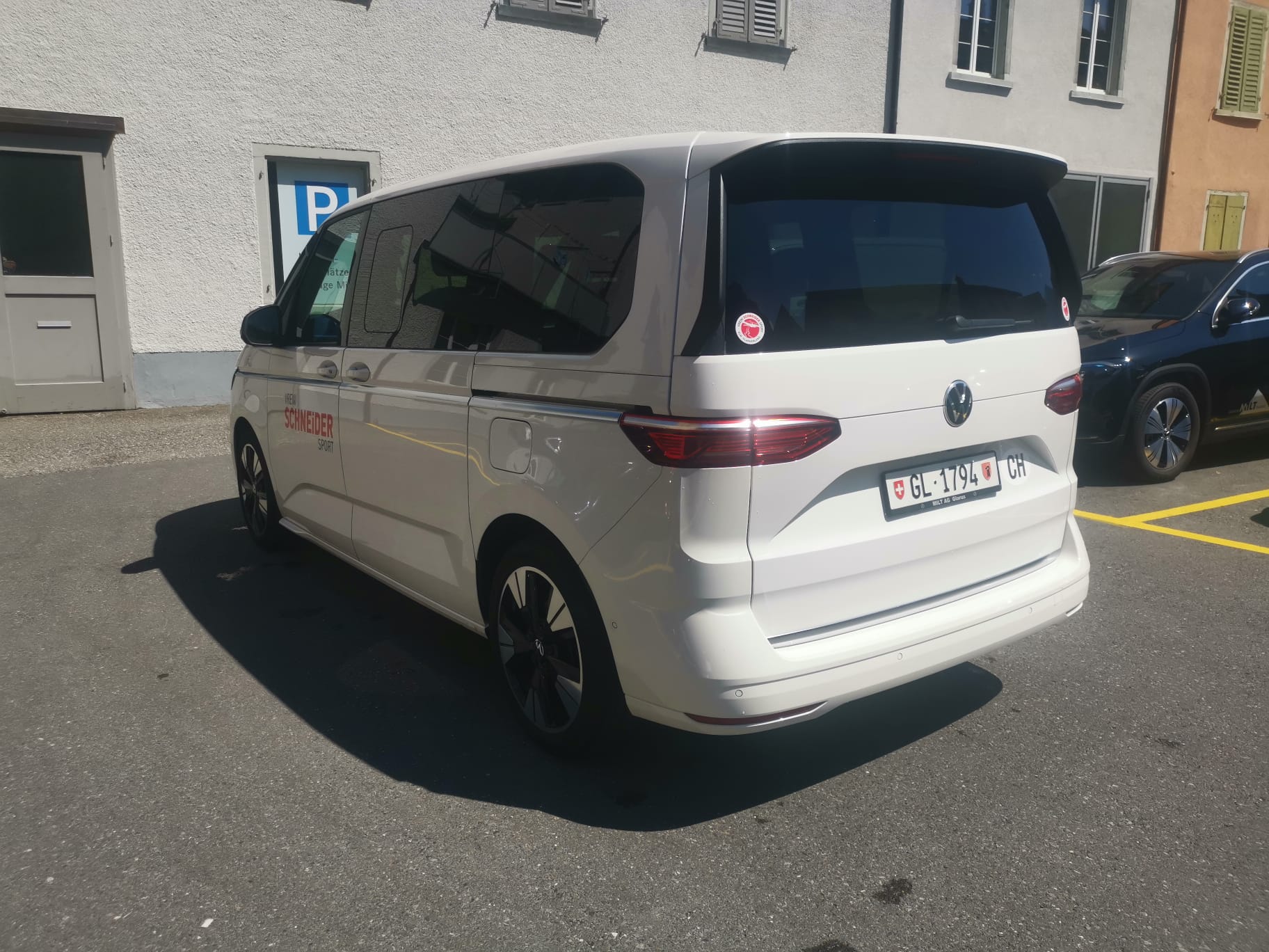 VW 2.0 TDI Style Liberty DSG-image-1