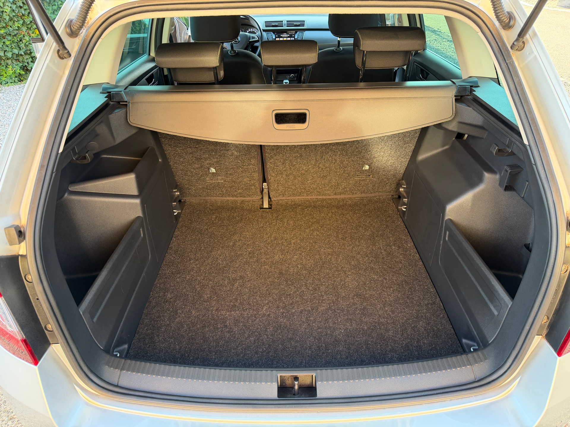 SKODA Fabia Combi 1.0 TSI Soleil-image-15