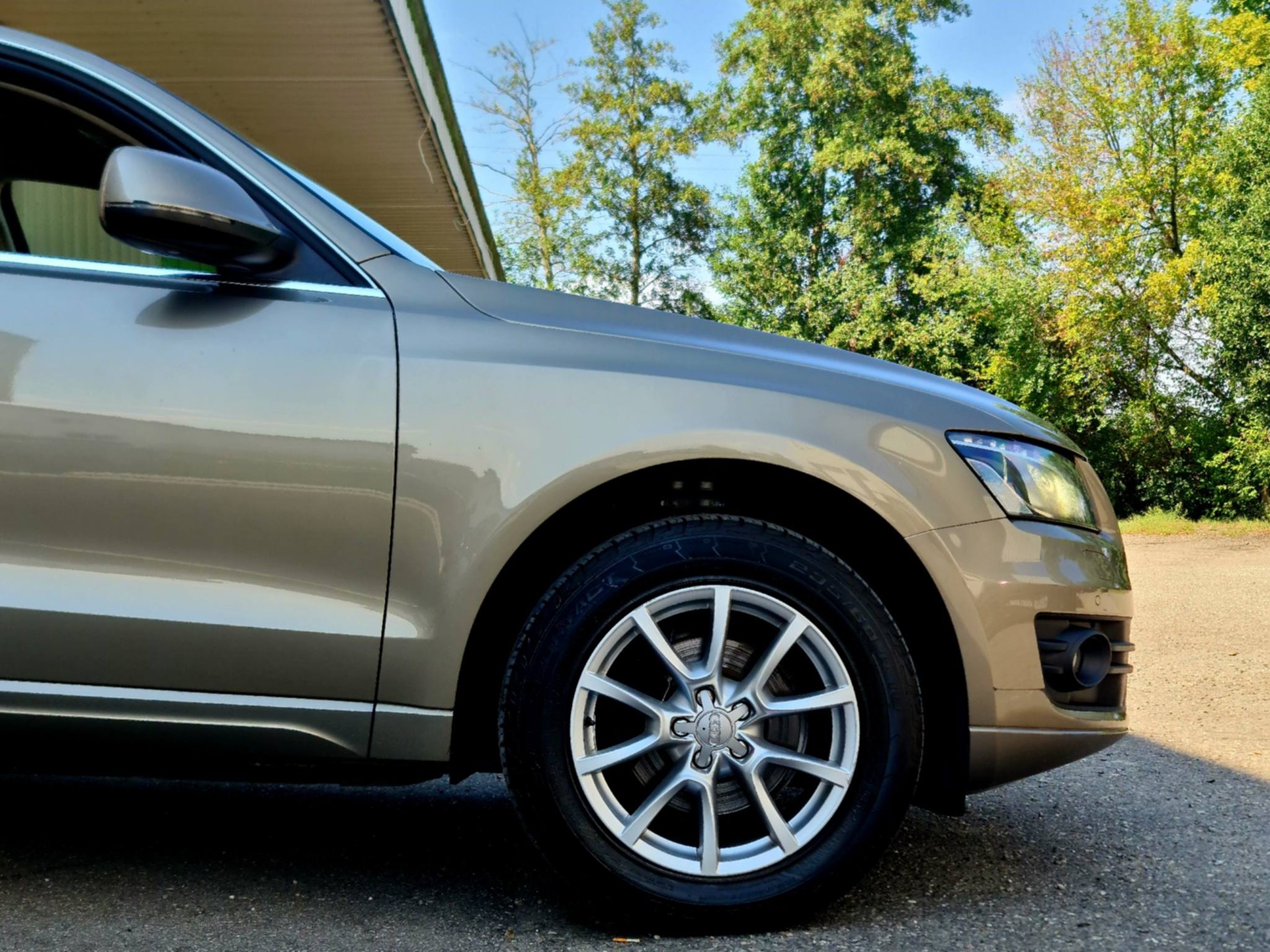 AUDI Q5 2.0 TFSI quattro S-tronic-image-4