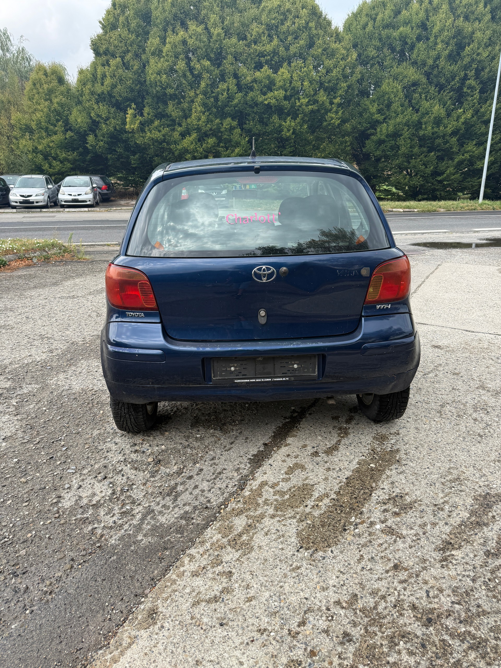 TOYOTA Yaris 1.3 Linea Sol-image-3