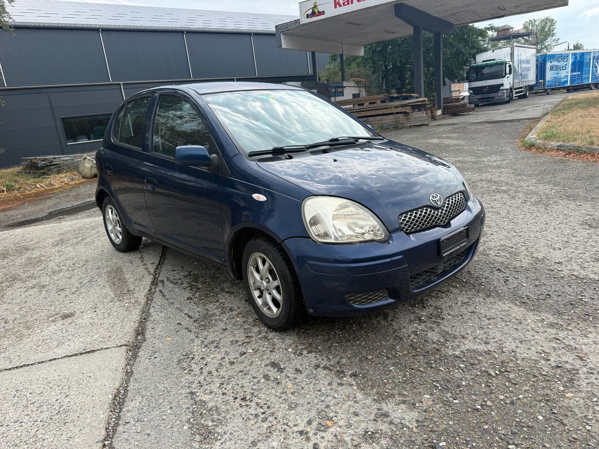 TOYOTA Yaris 1.3 Linea Sol-image-1