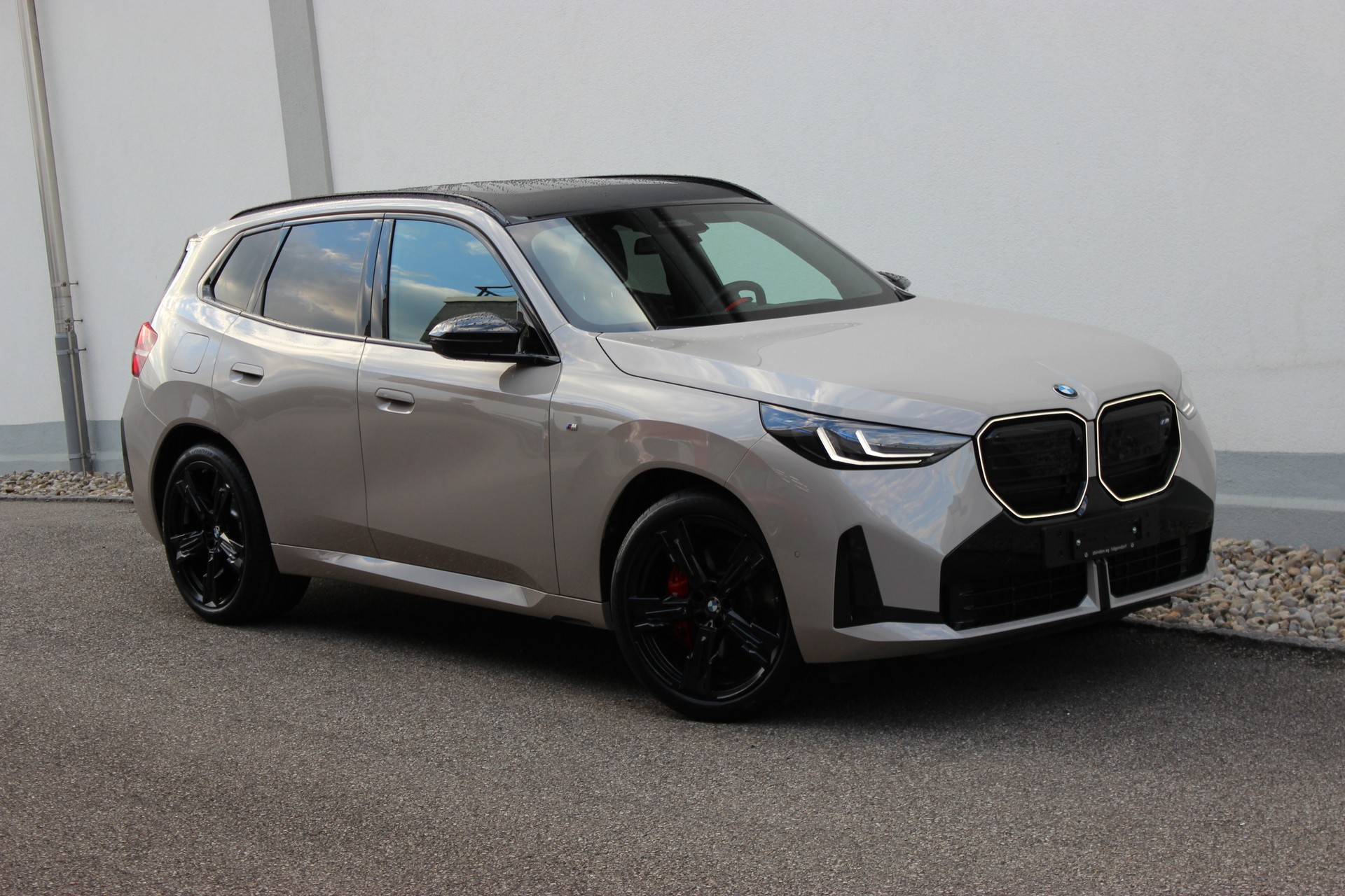 BMW X3 xDrive M50 48V M Sport Pro Dune Grey metallic *0.9%-LEASINGAKTION*