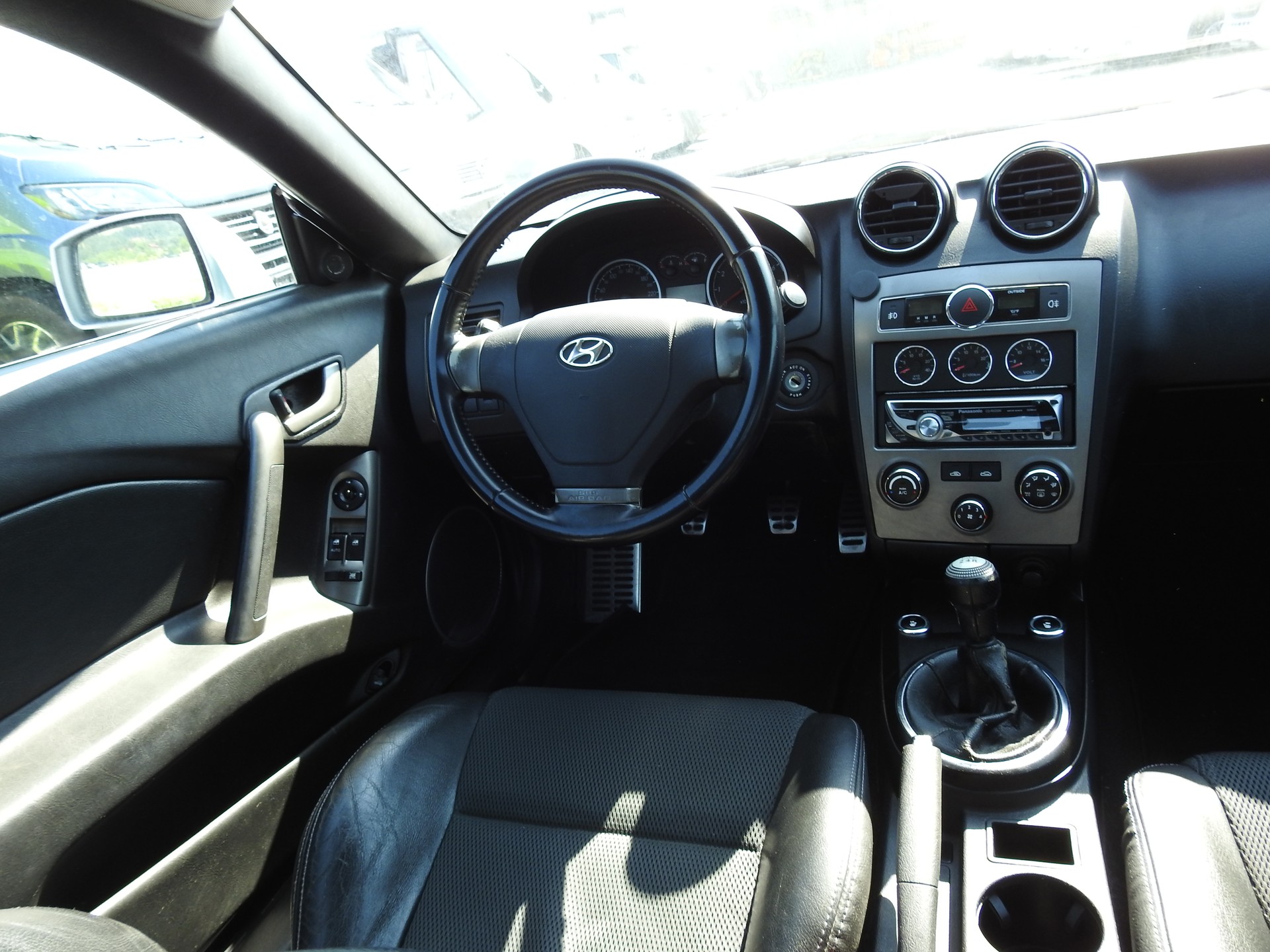 HYUNDAI Coupé 2.0 16V CVVT FX-image-16