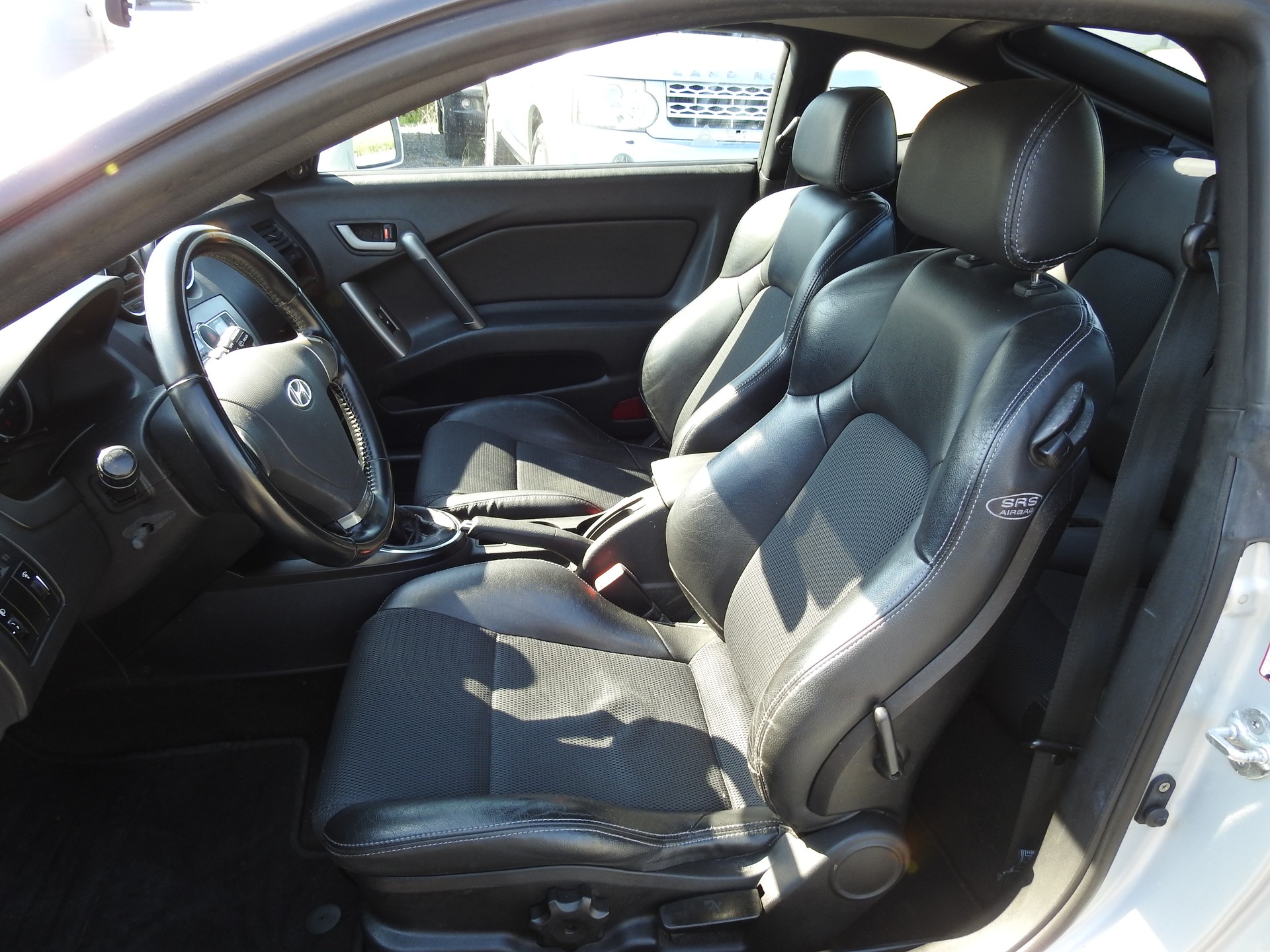 HYUNDAI Coupé 2.0 16V CVVT FX-image-11