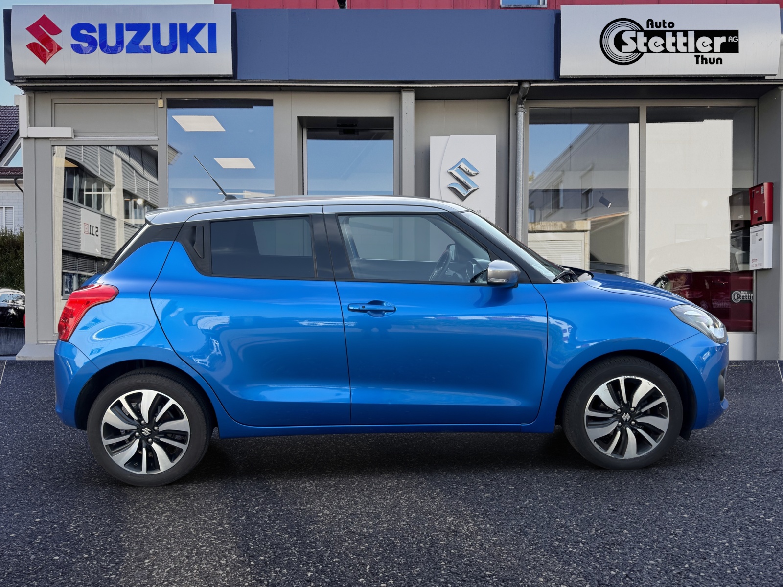 SUZUKI Swift 1.0 12V Compact Top Automatic-image-6