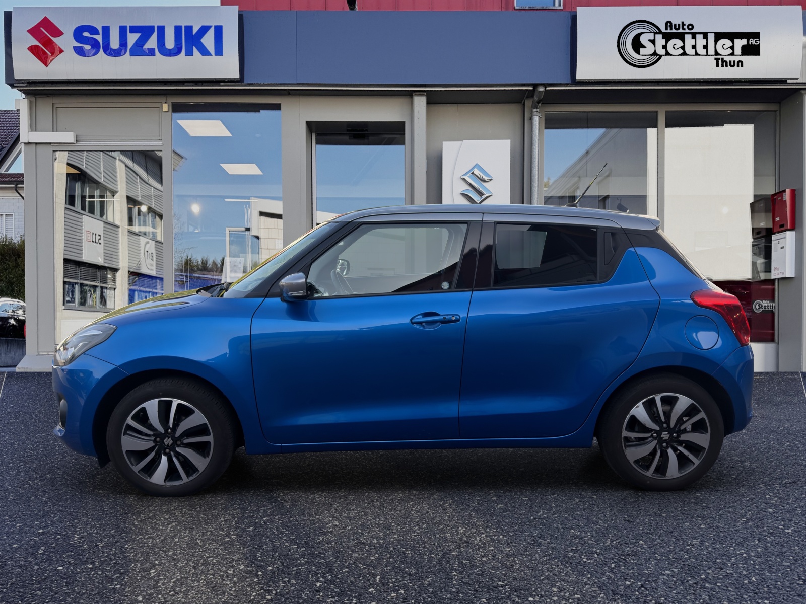 SUZUKI Swift 1.0 12V Compact Top Automatic-image-2