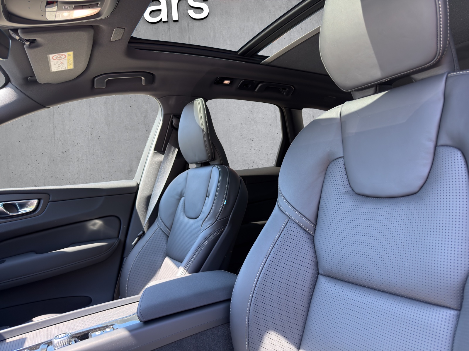 Image VOLVO XC60 XC60 T6 eAWD PluginHybrid Black Edition Geartronic