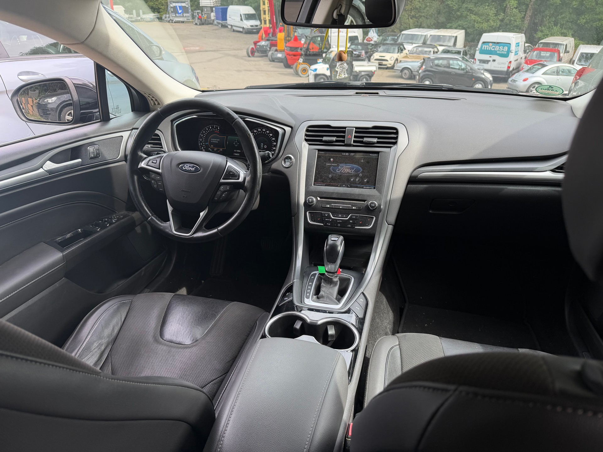 FORD Mondeo 2.0 EcoBoost SCTi Titanium Automatic-image-6
