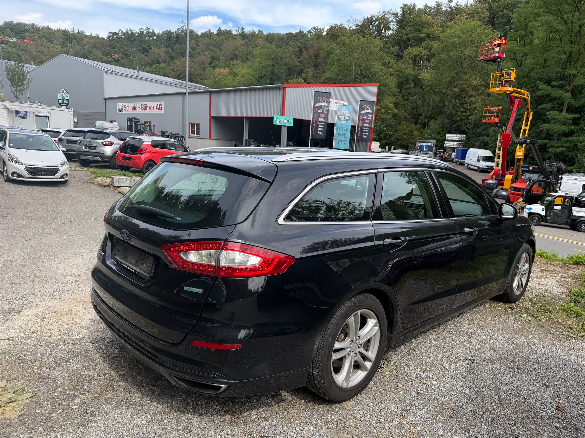 FORD Mondeo 2.0 EcoBoost SCTi Titanium Automatic-image-4