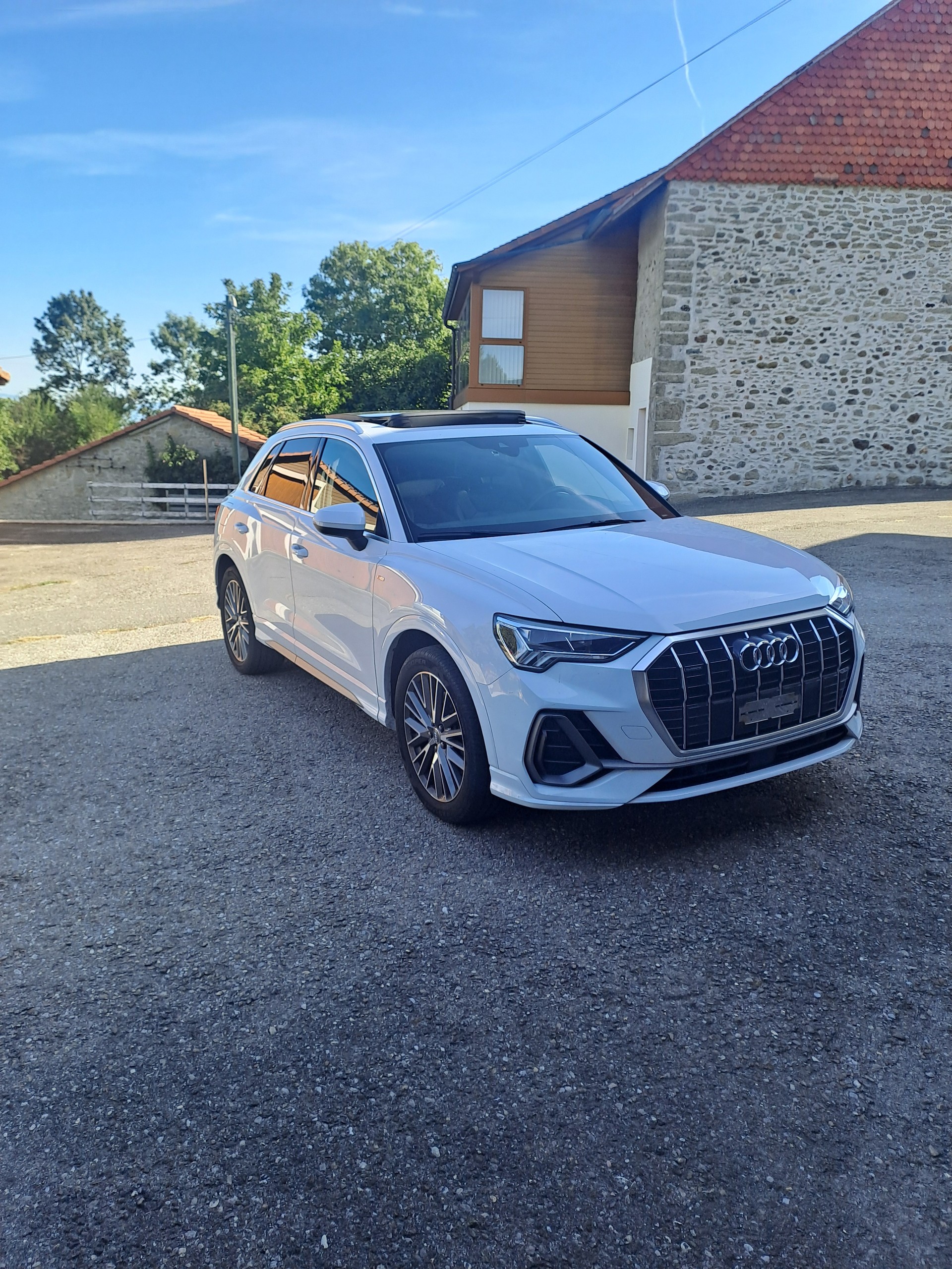AUDI 2.0 40 TFSI S line quattro S-Tronic-image-0