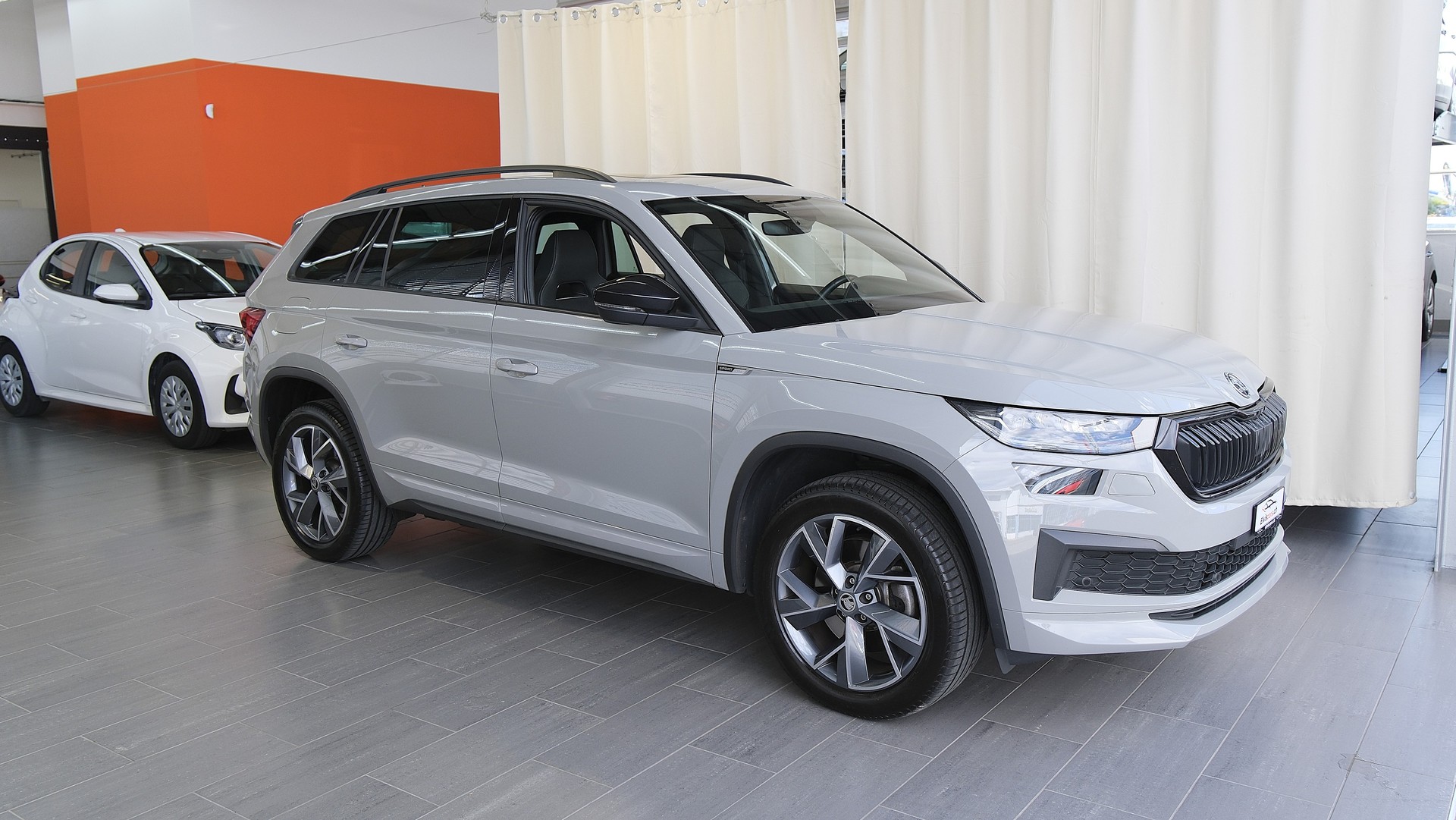 SKODA Kodiaq 2.0 TSI 4x4 SportLine-image-27