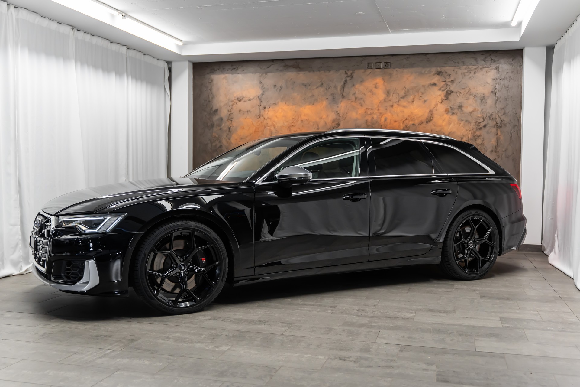 AUDI S6 Avant 3.0 TDI quattro tiptronic *Facelift*Matrix*Fahrassist*21"RS*-image-1