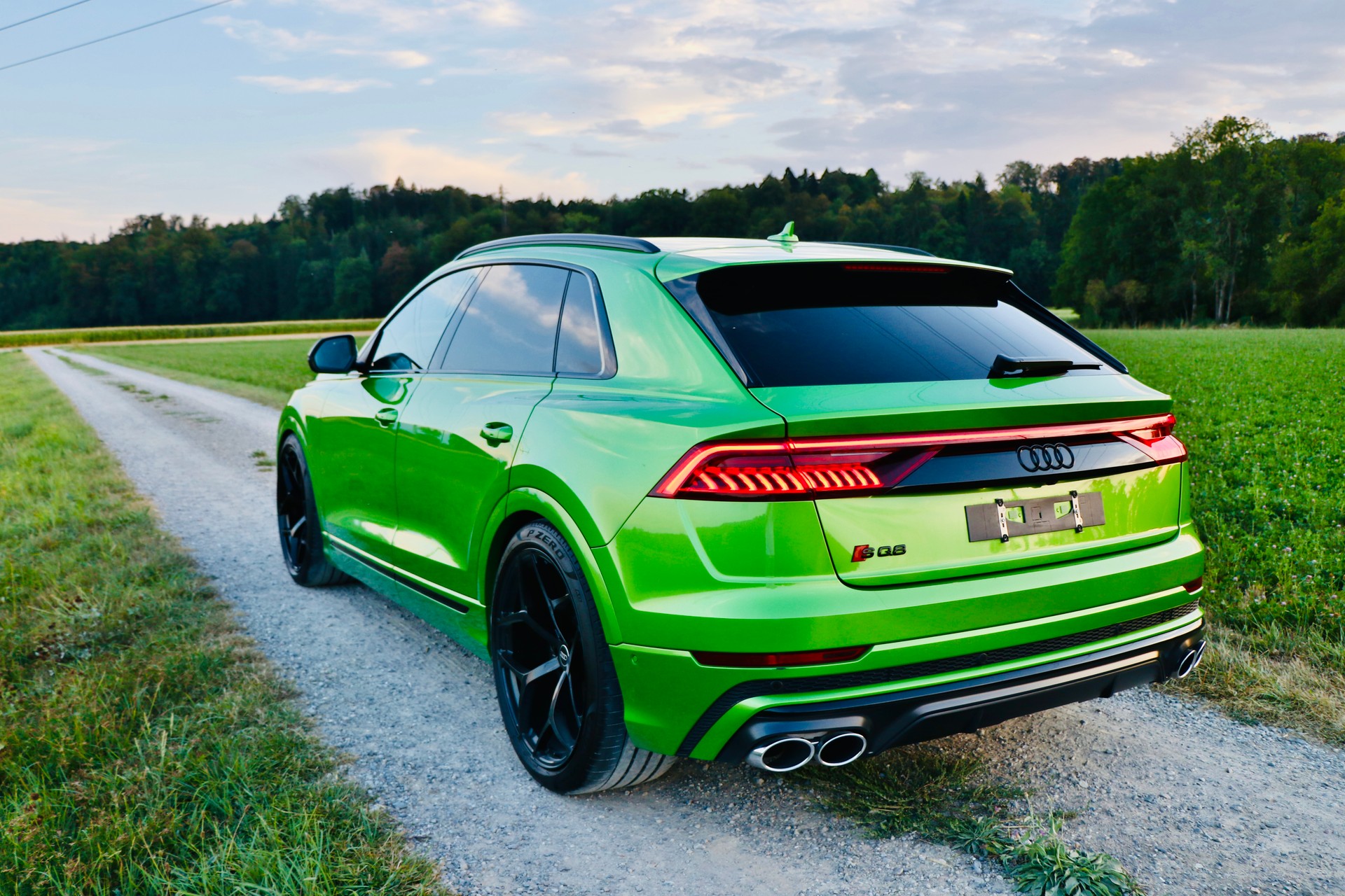 AUDI SQ8-image-1