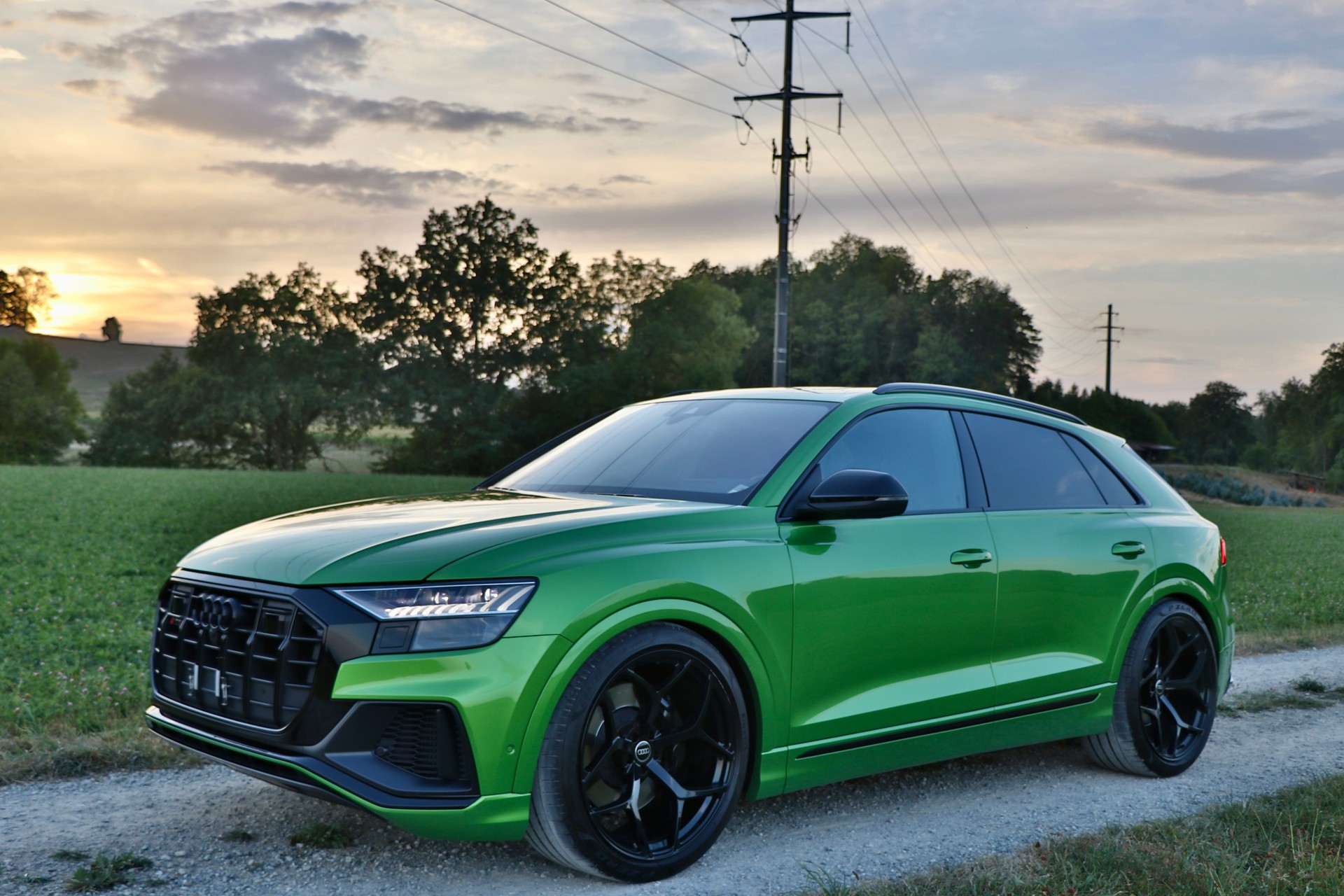 AUDI SQ8-image-3
