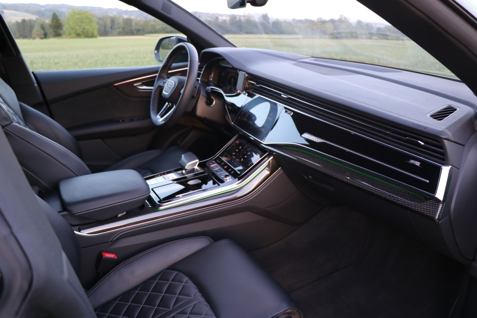 AUDI SQ8-image-4