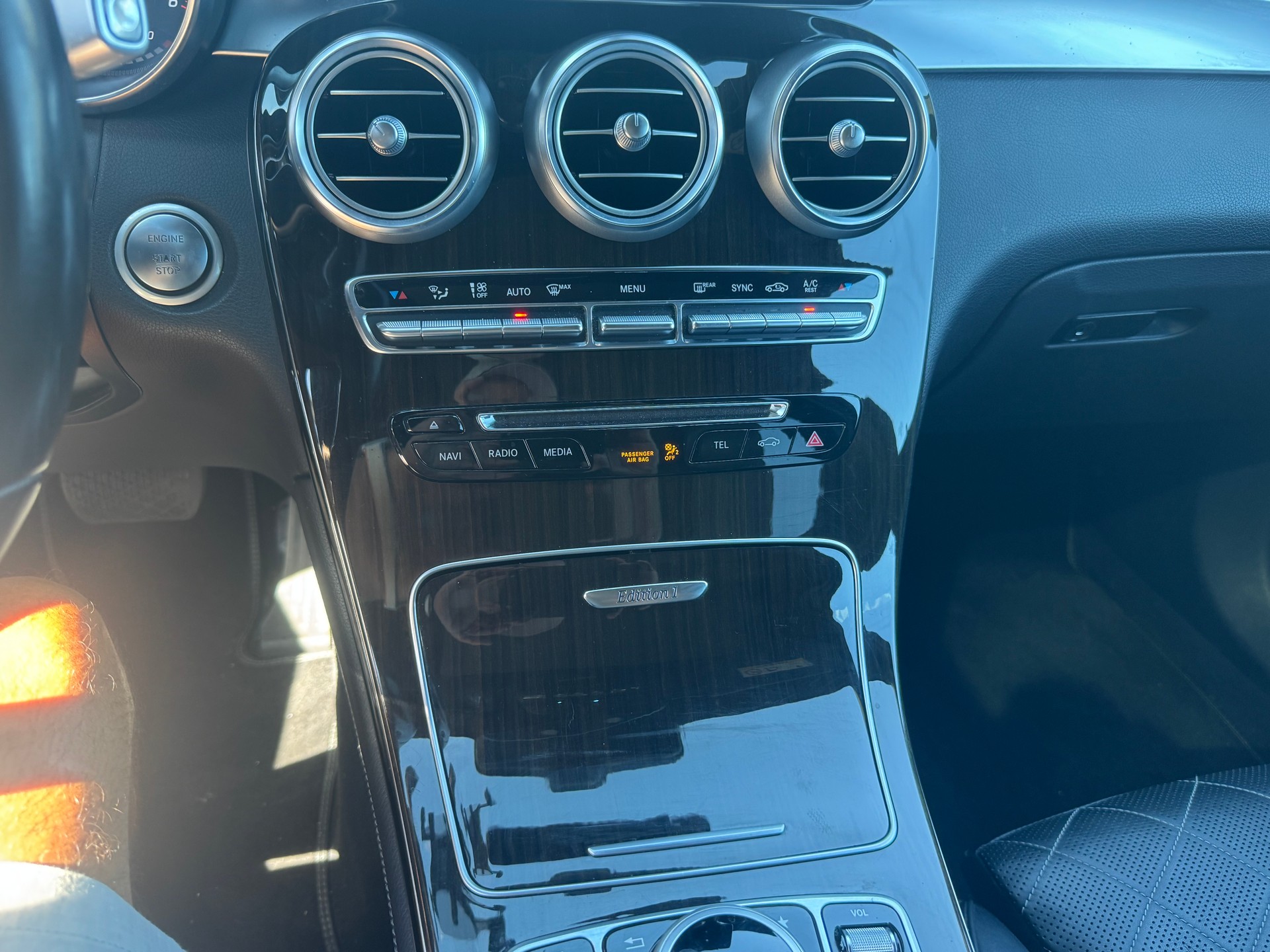 MERCEDES-BENZ GLC 250 d AMG Line 4Matic 9G-Tronic-image-27