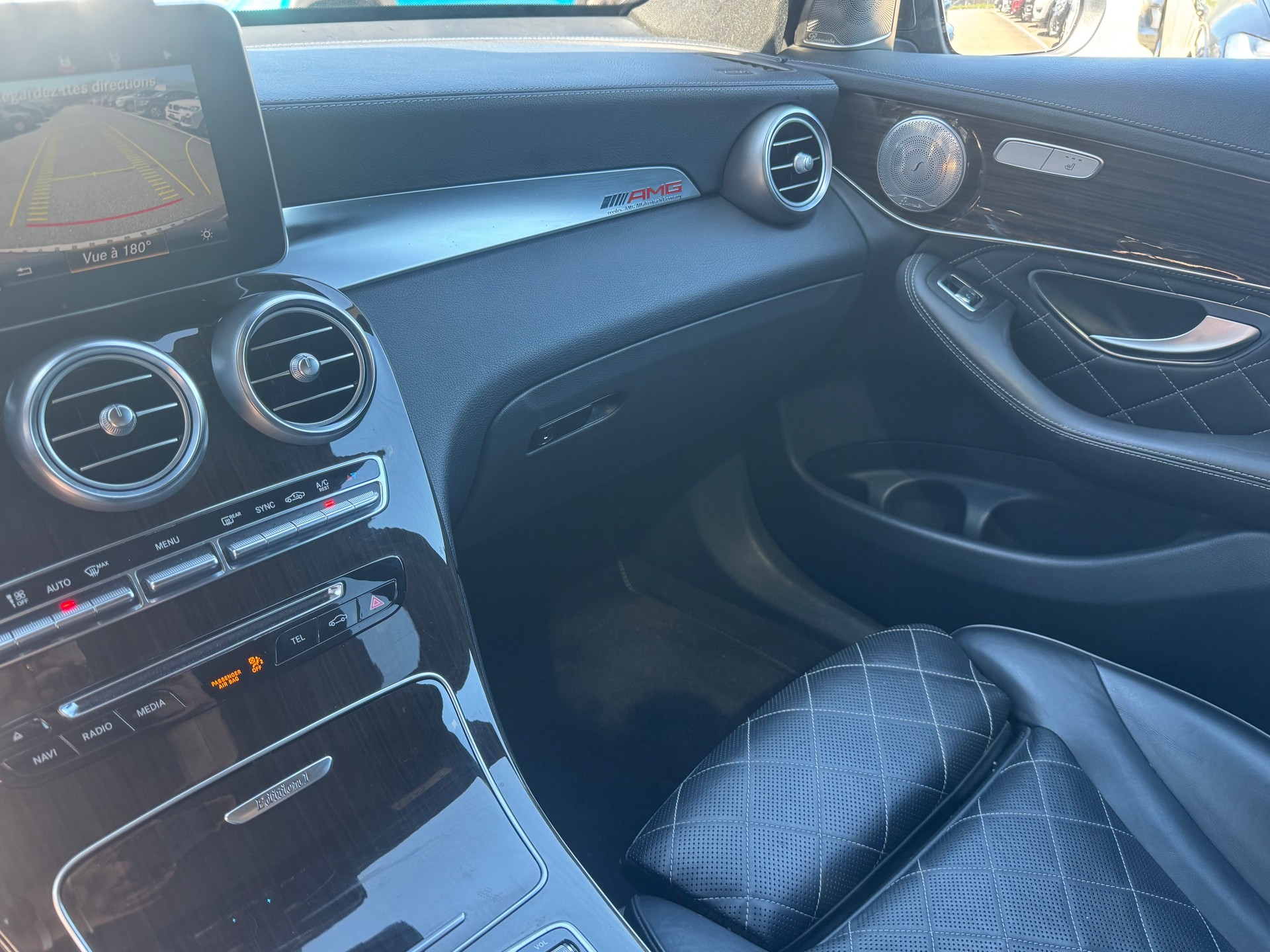 MERCEDES-BENZ GLC 250 d AMG Line 4Matic 9G-Tronic-image-31