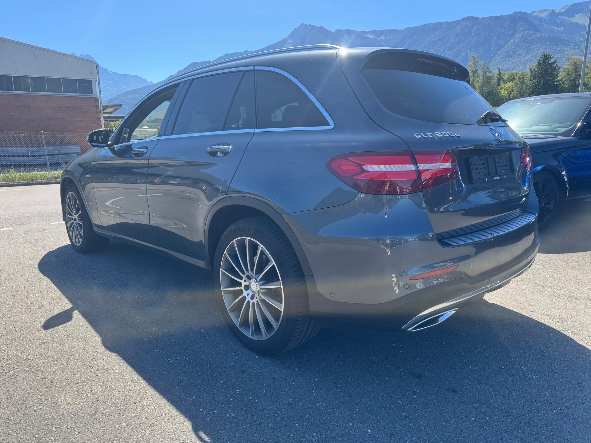 MERCEDES-BENZ GLC 250 d AMG Line 4Matic 9G-Tronic-image-7