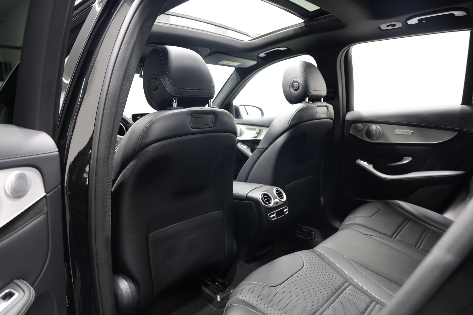 MERCEDES-BENZ GLC 63 S AMG 4Matic+ 9G-Tronic *CH-Fahrzeug*-image-23