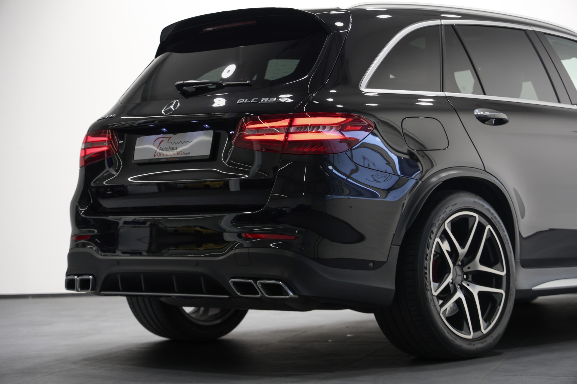 MERCEDES-BENZ GLC 63 S AMG 4Matic+ 9G-Tronic *CH-Fahrzeug*-image-18