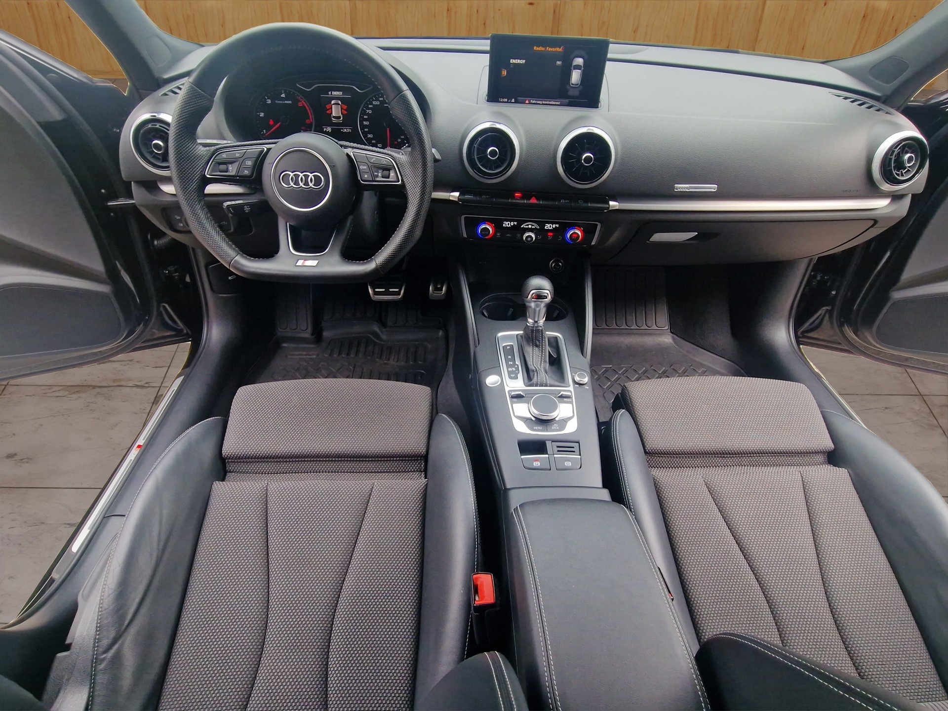 AUDI A3 Sportback 35 TDI Sport S-tronic-image-9