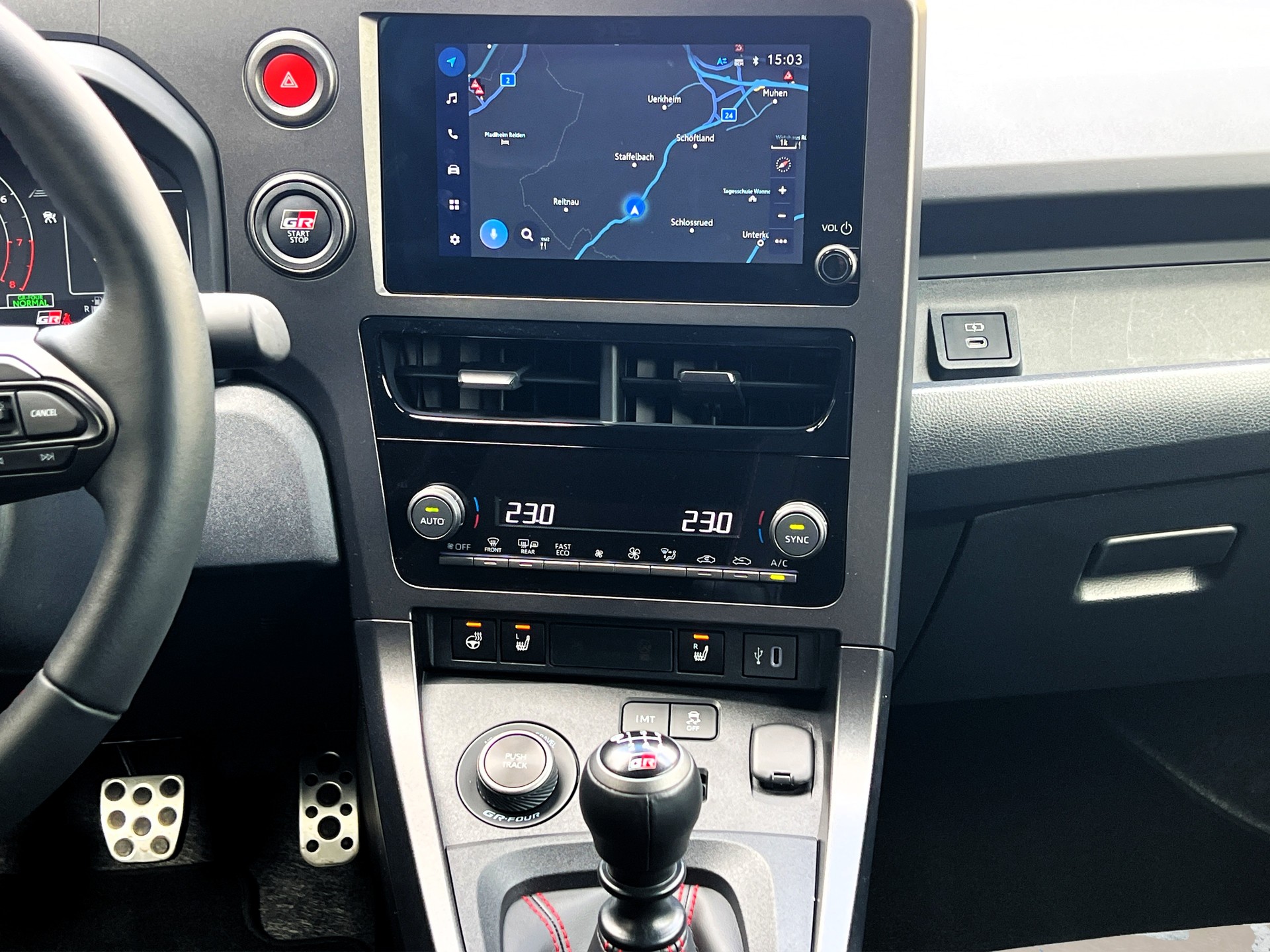 TOYOTA Yaris 1.6 GR Sport ✅CH-Fahrzeug & 8-fach bereift✅ ❗15 Jahre Werksgarantie❗-image-10