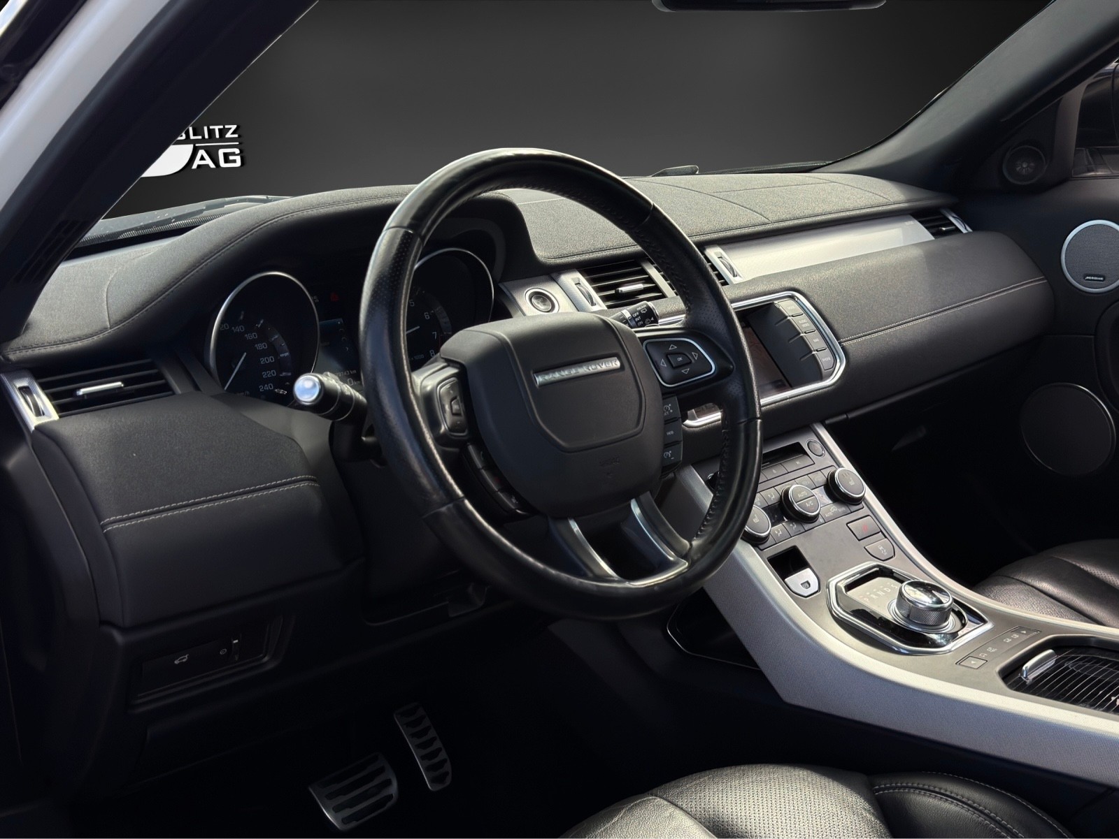 LAND ROVER Range Rover Evoque 2.0 Si4 Dynamic AT6 mit 241 PS-image-7