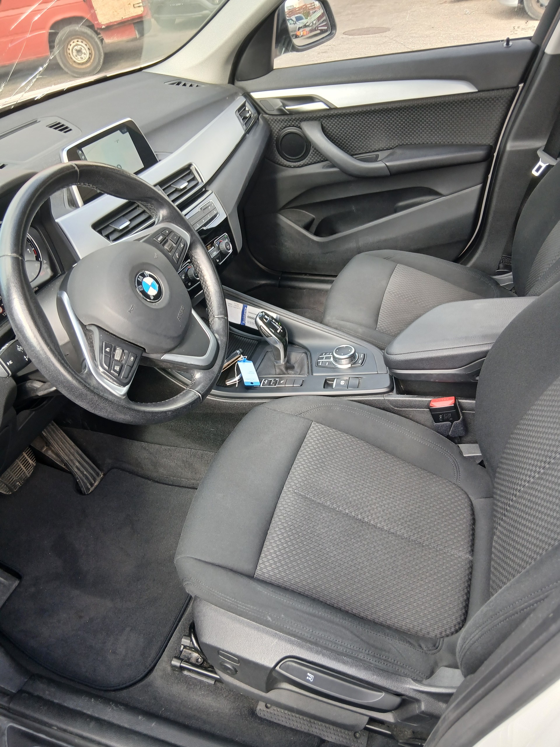 BMW X1 sDrive 18i Steptronic DSK-image-5