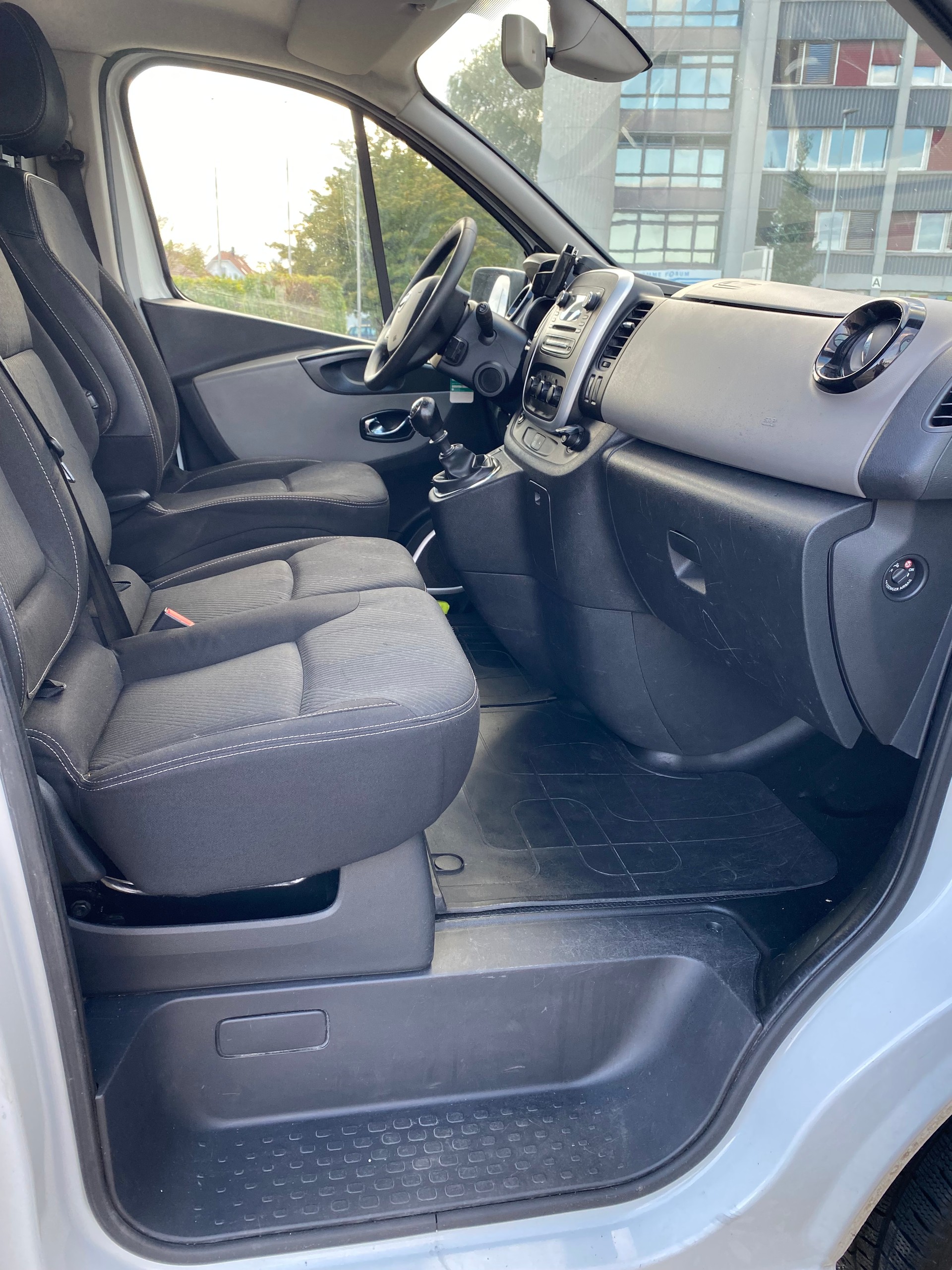 NISSAN NV300 dCi 120 2.9 L1H1 Eco-image-15