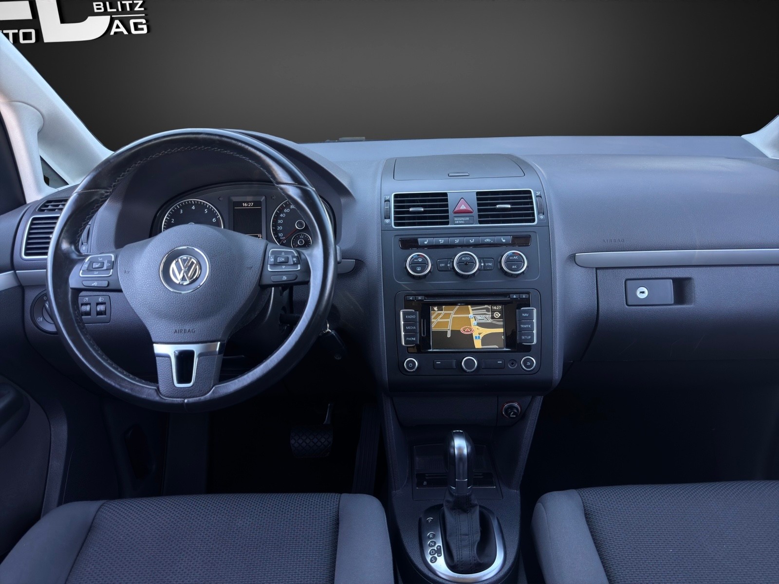 VW Touran 1.4 TSI Trendline DSG mit 140 PS-image-10