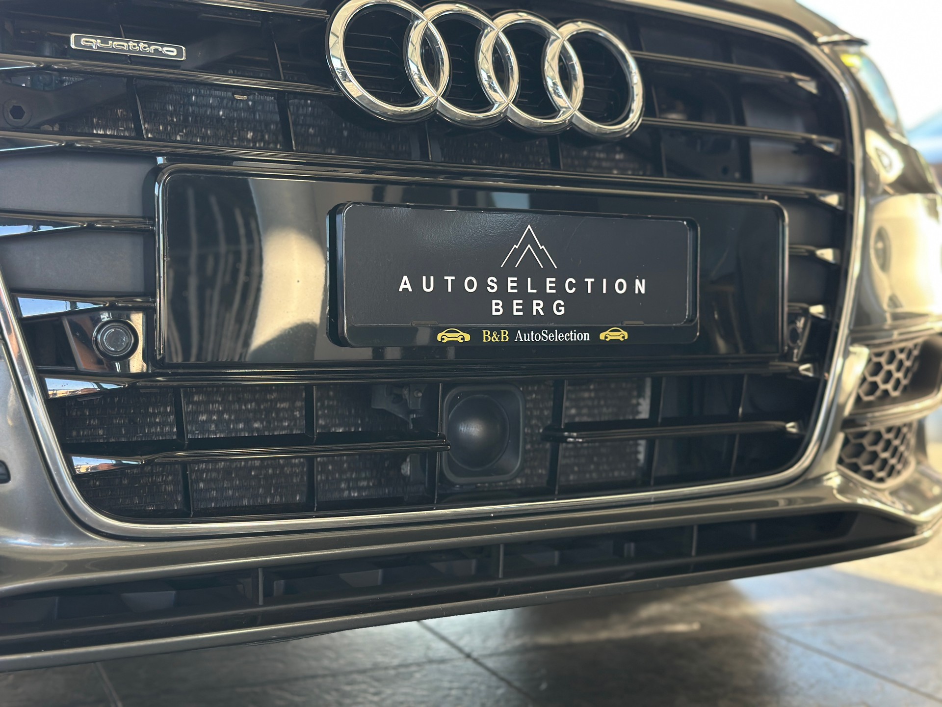 AUDI A3 Sportback 2.0 TDI Ambition quattro S-tronic-image-14