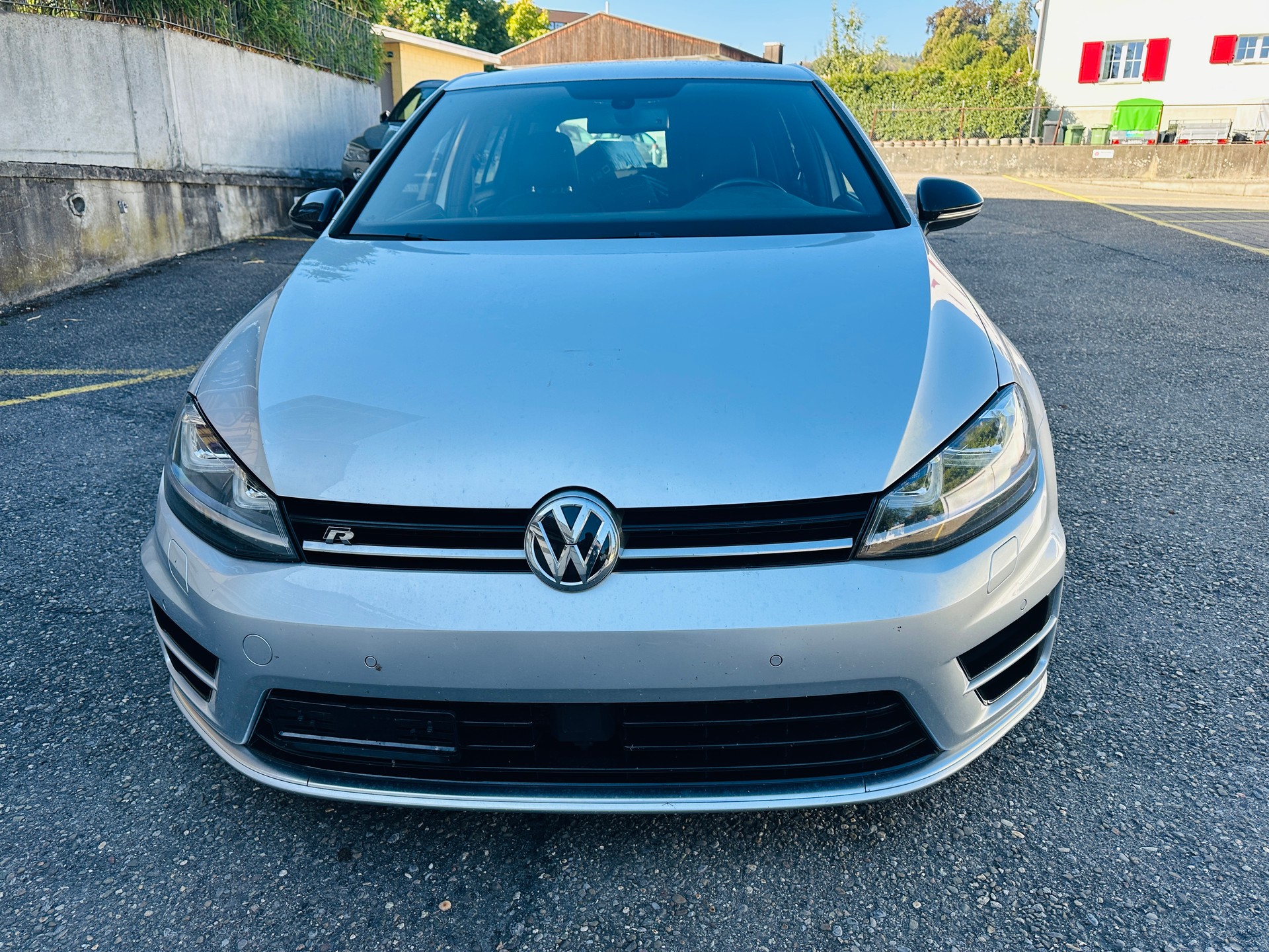 VW Golf 2.0 TSI R 4Motion DSG-image-0