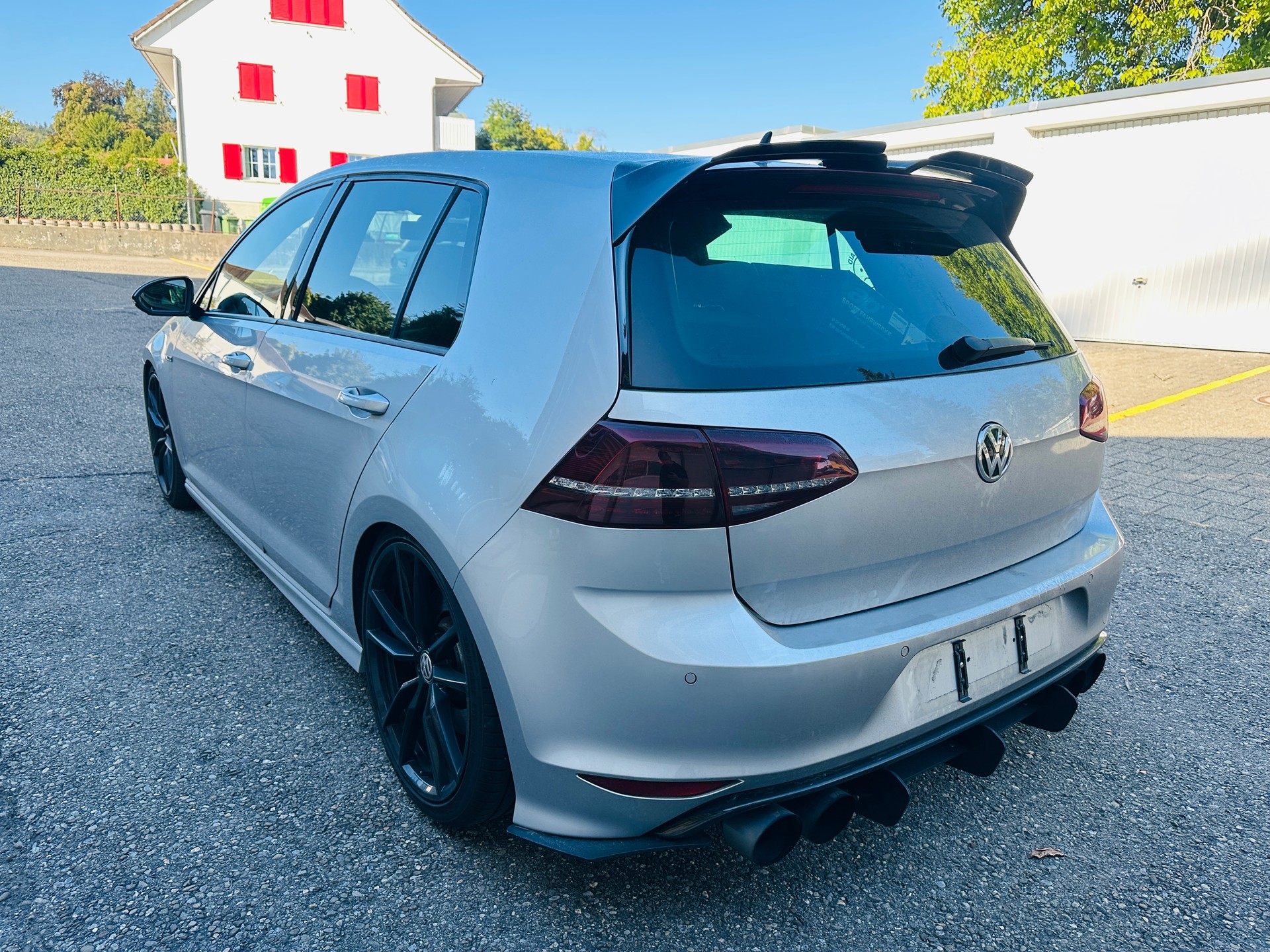 VW Golf 2.0 TSI R 4Motion DSG-image-7