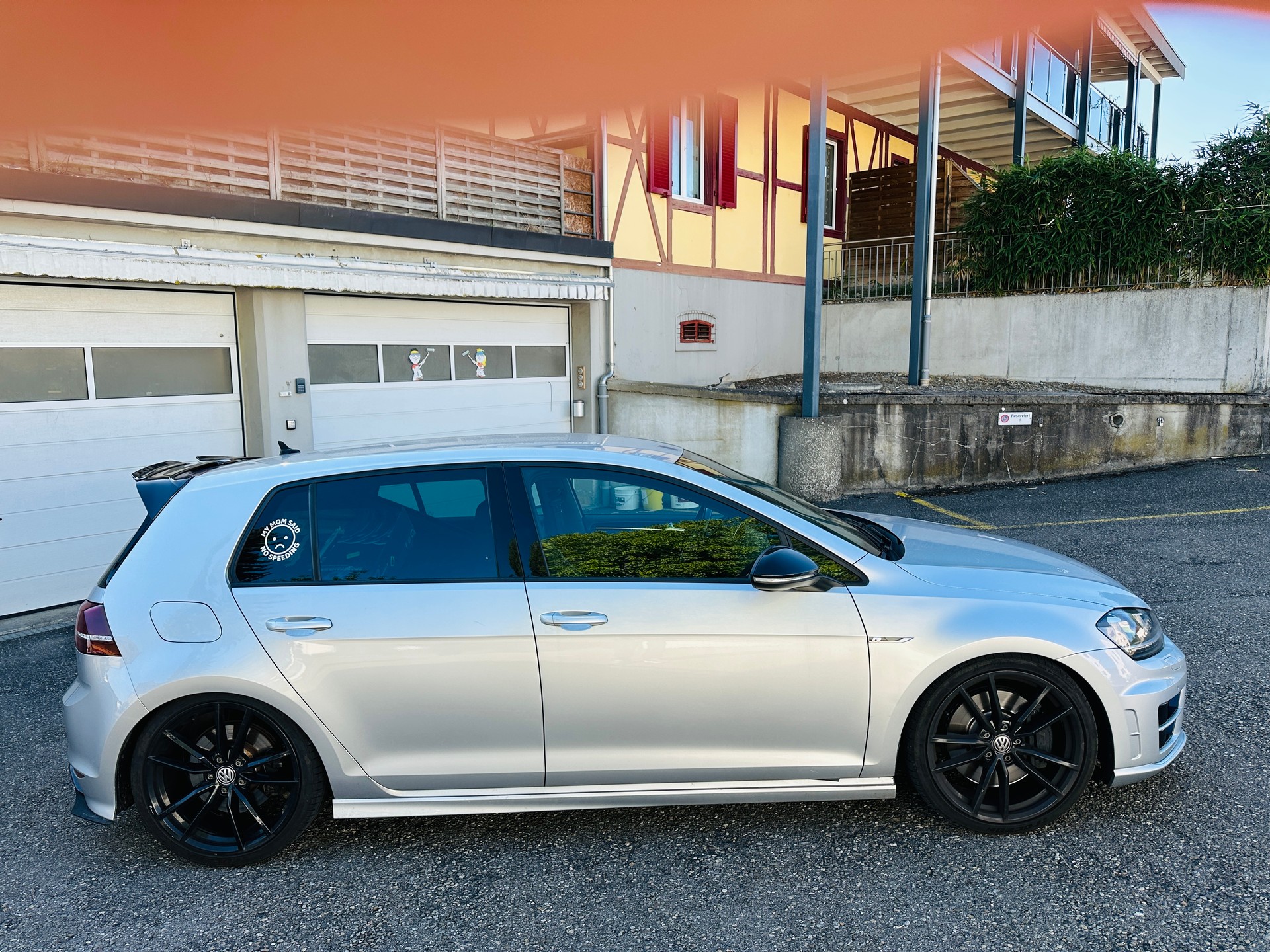VW Golf 2.0 TSI R 4Motion DSG-image-4