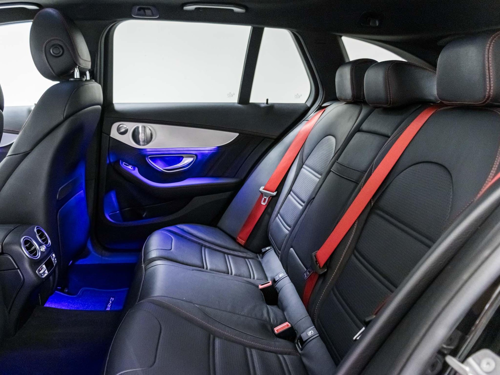 MERCEDES-BENZ C 43 AMG 4MATIC T-Modell-image-7