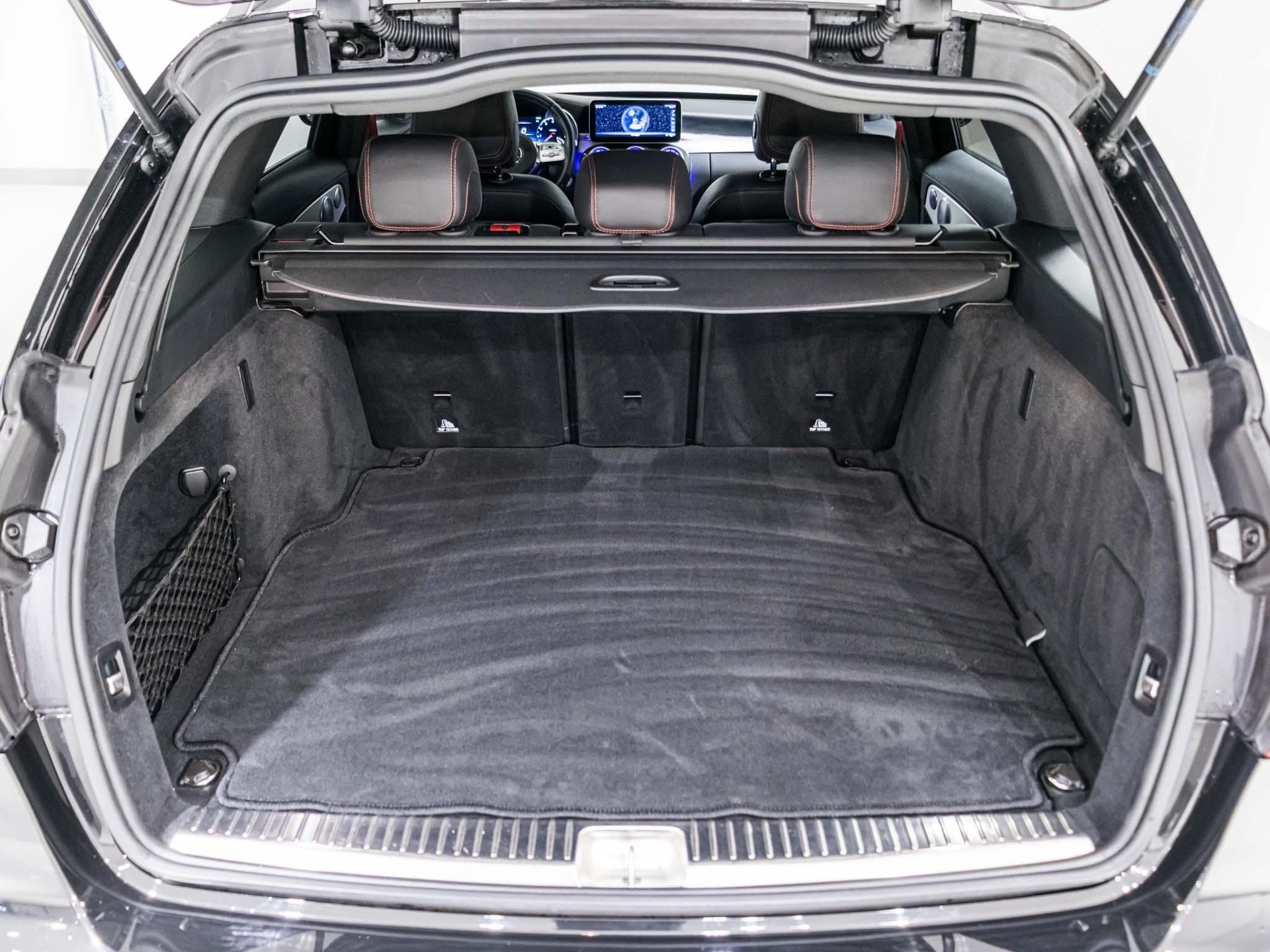 MERCEDES-BENZ C 43 AMG 4MATIC T-Modell-image-13