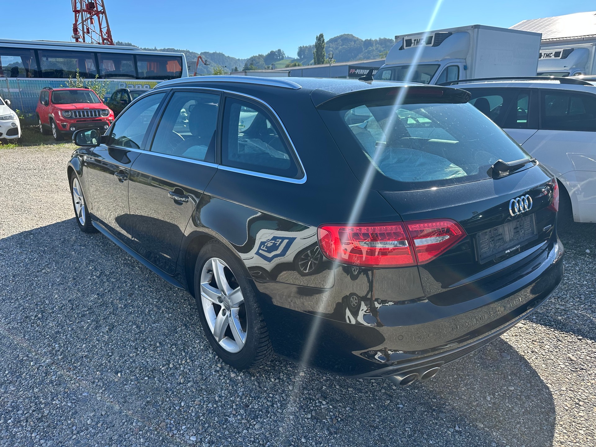 AUDI A4 Avant 2.0 TDI quattro S-tronic-image-5