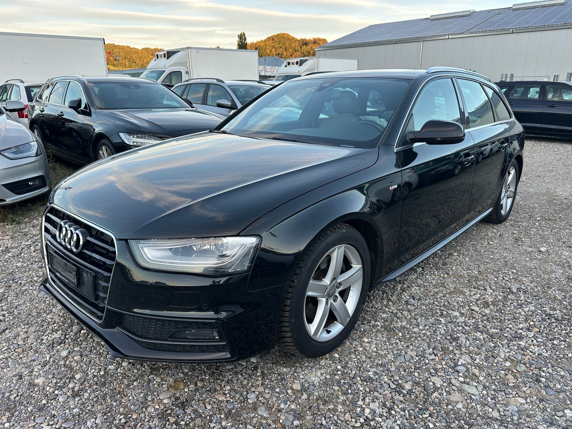 AUDI A4 Avant 2.0 TDI quattro S-tronic-image-0