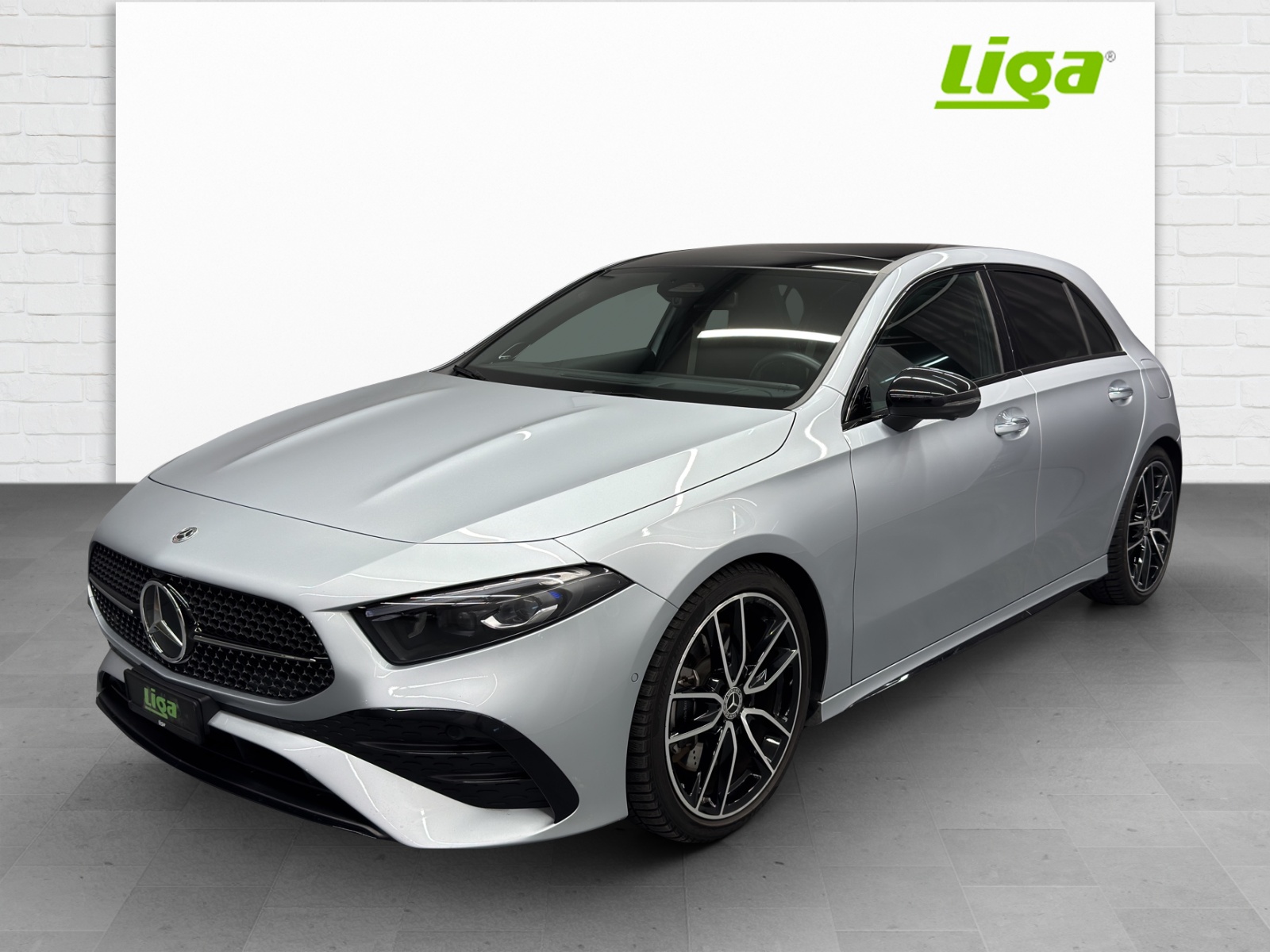 MERCEDES-BENZ A 250 AMG Line 4Matic-image-0