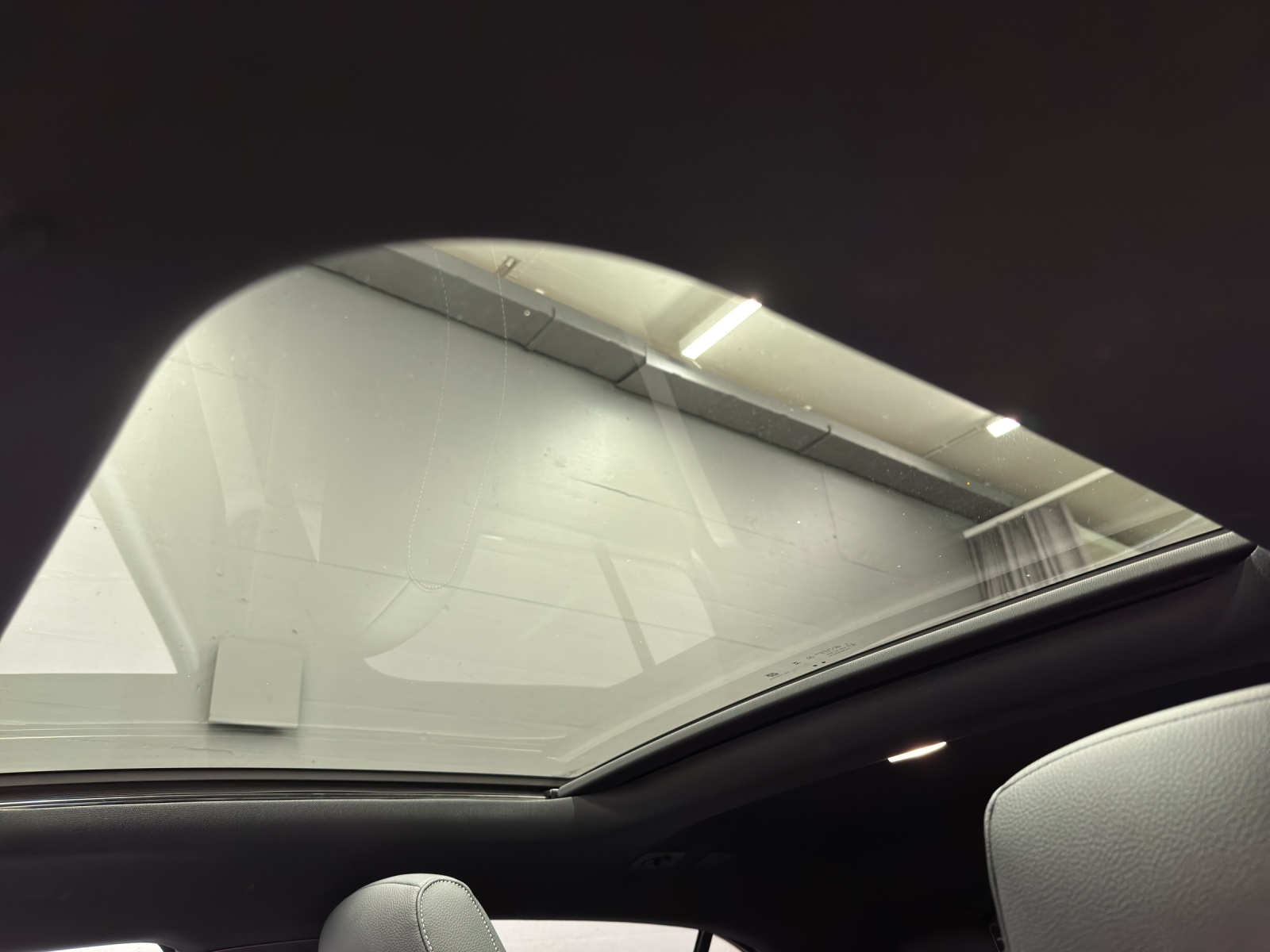 MERCEDES-BENZ A 250 AMG Line 4Matic-image-12