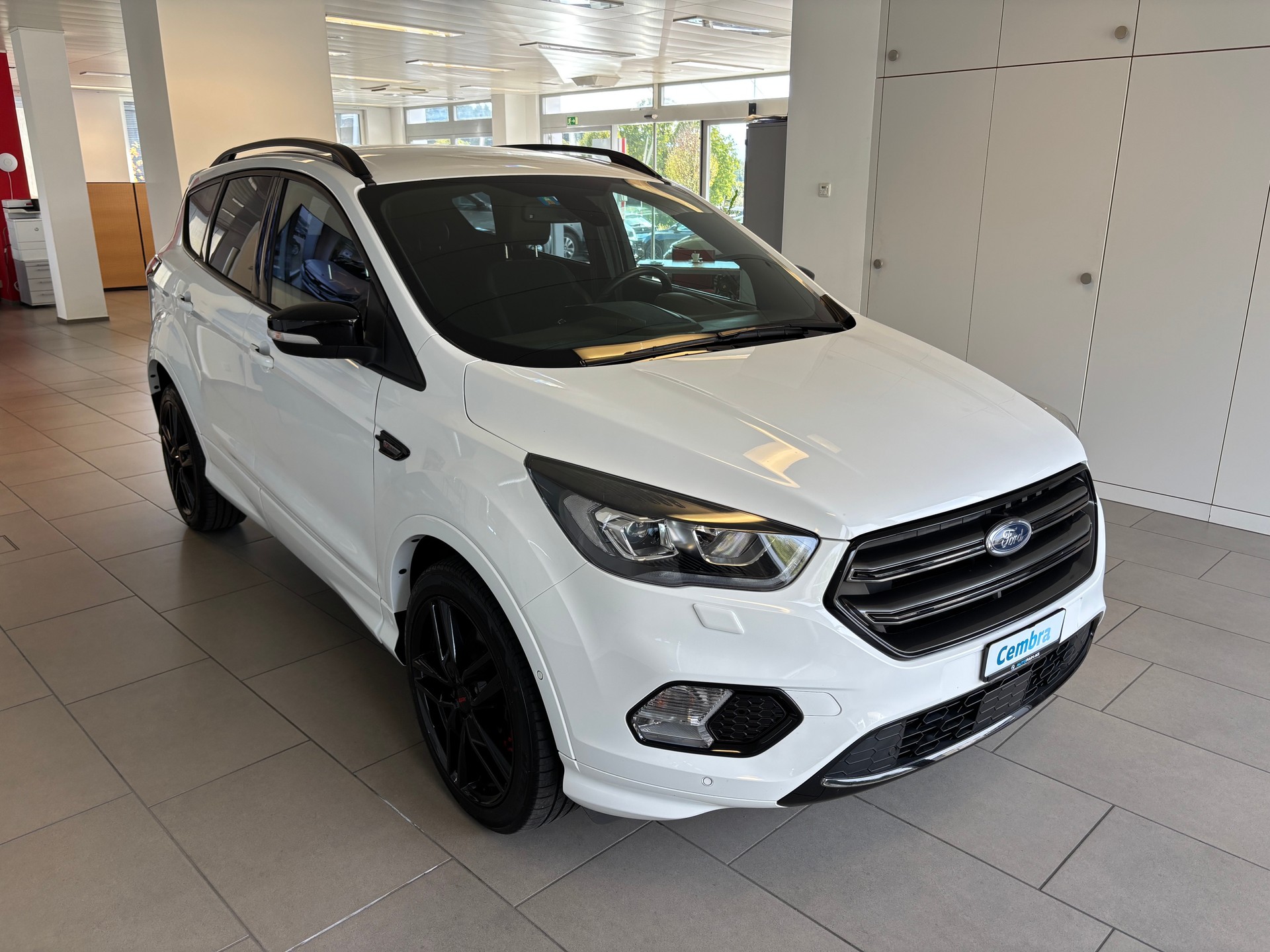 FORD Kuga 2.0 TDCi ST Line High 4WD PowerShift-image-1