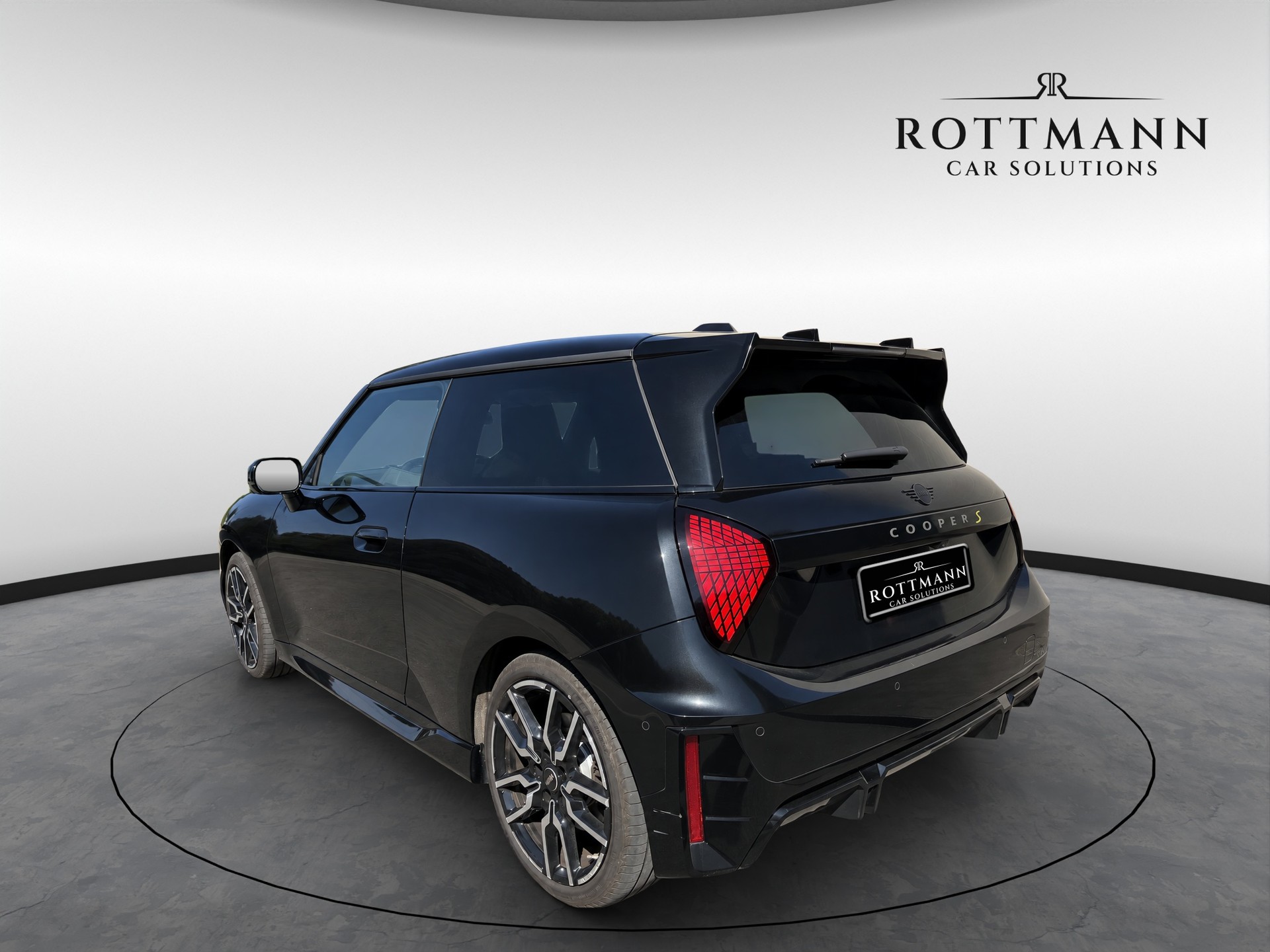 MINI Cooper SE JCW-image-7