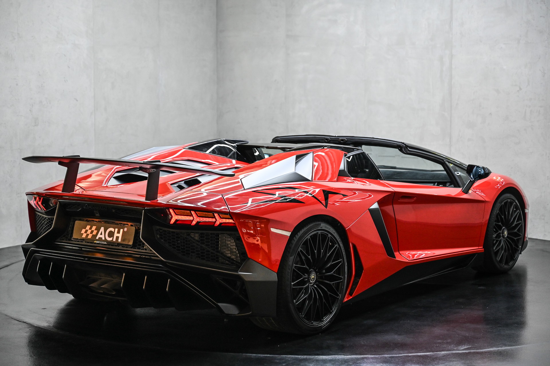 LAMBORGHINI Aventador SV Roadster LP 750-4 E-Gear 1 of 500-image-14