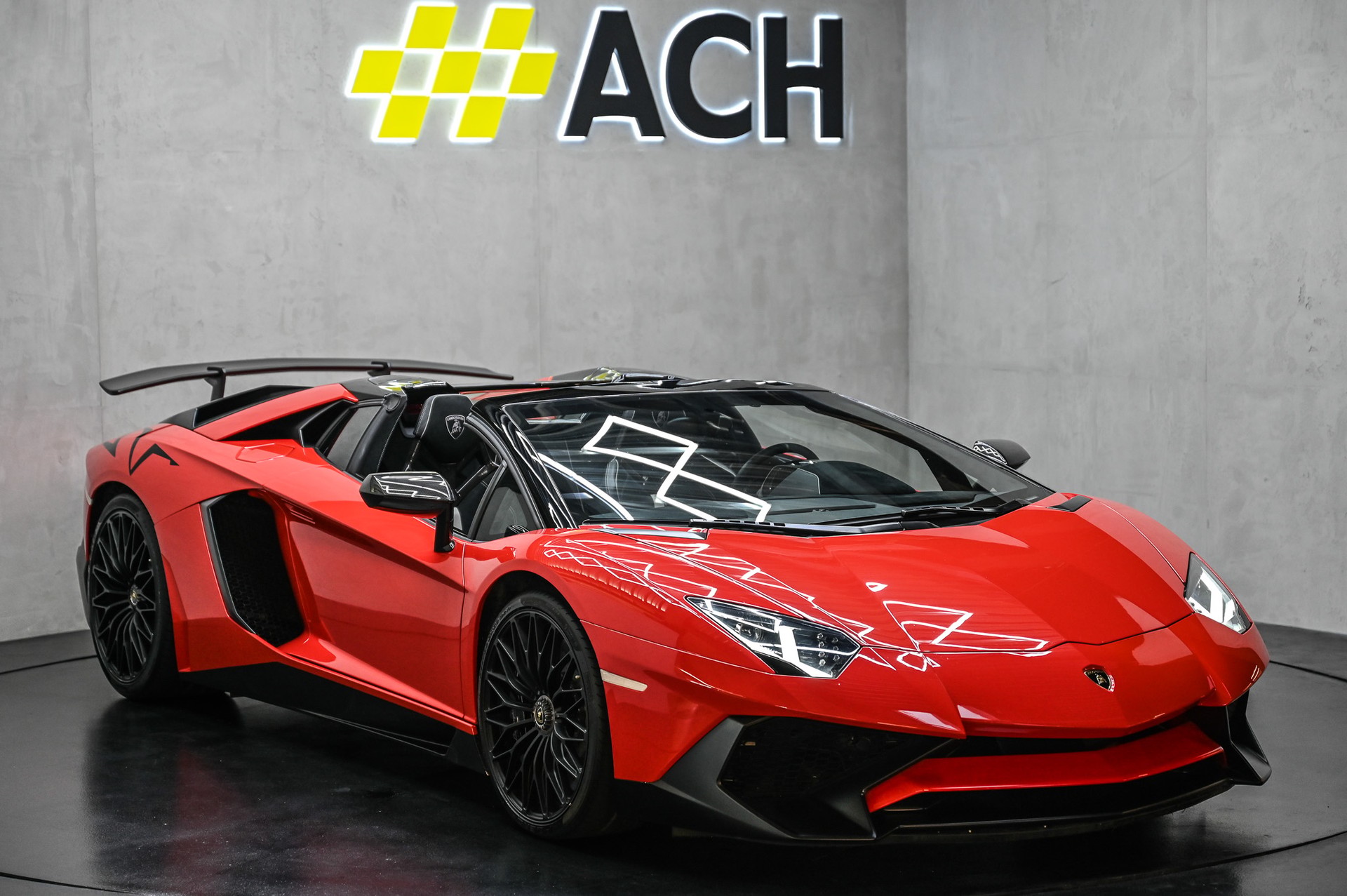 LAMBORGHINI Aventador SV Roadster LP 750-4 E-Gear 1 of 500-image-0