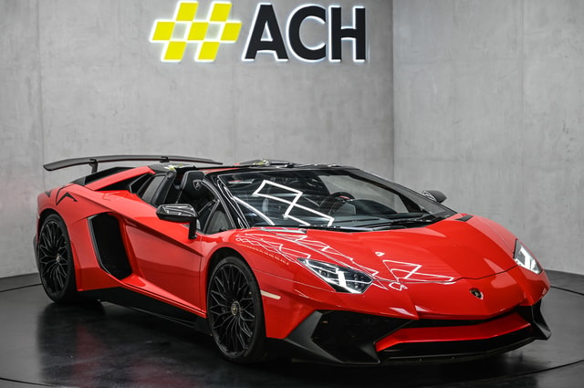 Lamborghini Aventador SV Roadster LP 750-4 E-Gear 1 of 500