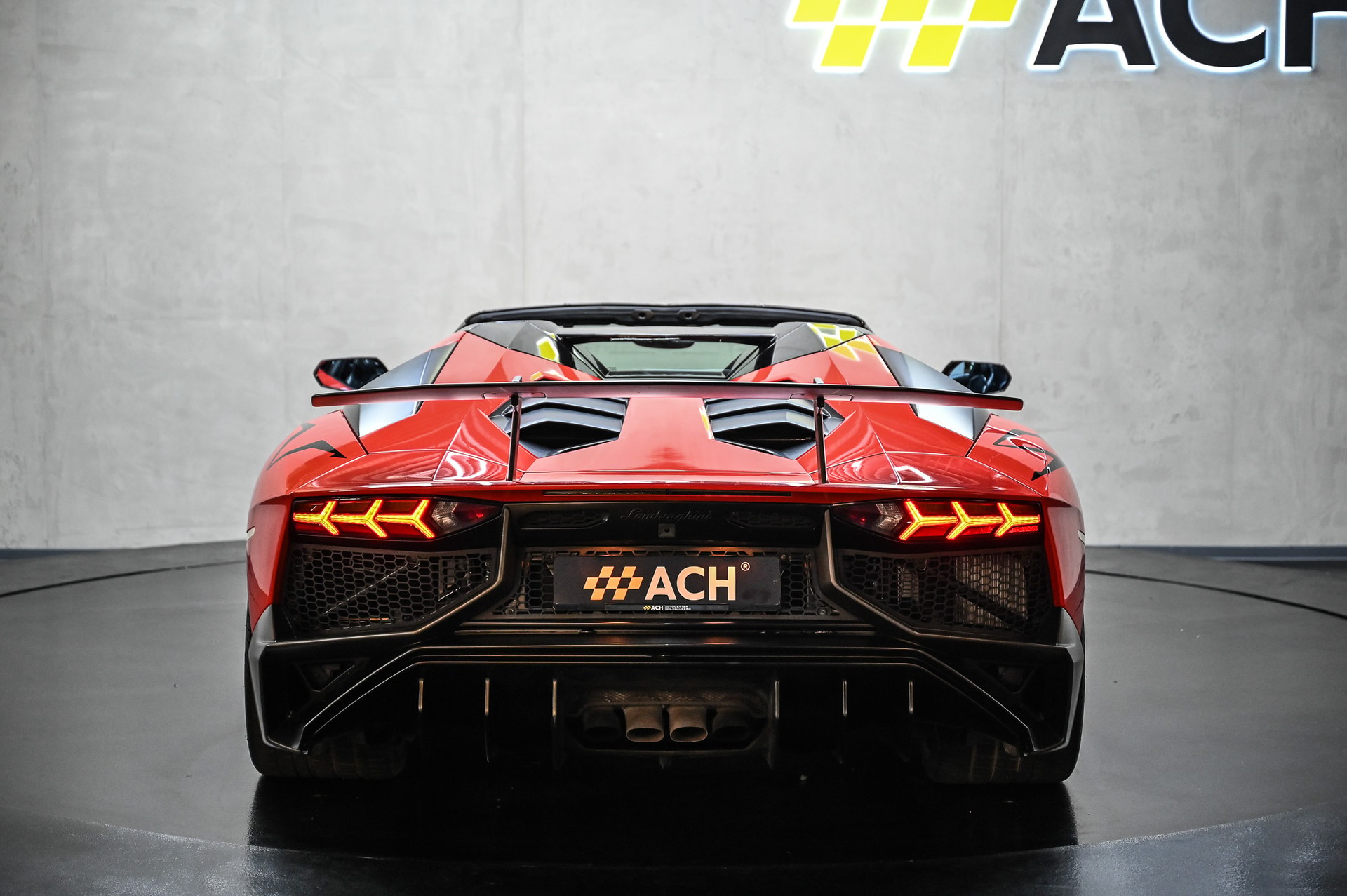LAMBORGHINI Aventador SV Roadster LP 750-4 E-Gear 1 of 500-image-13