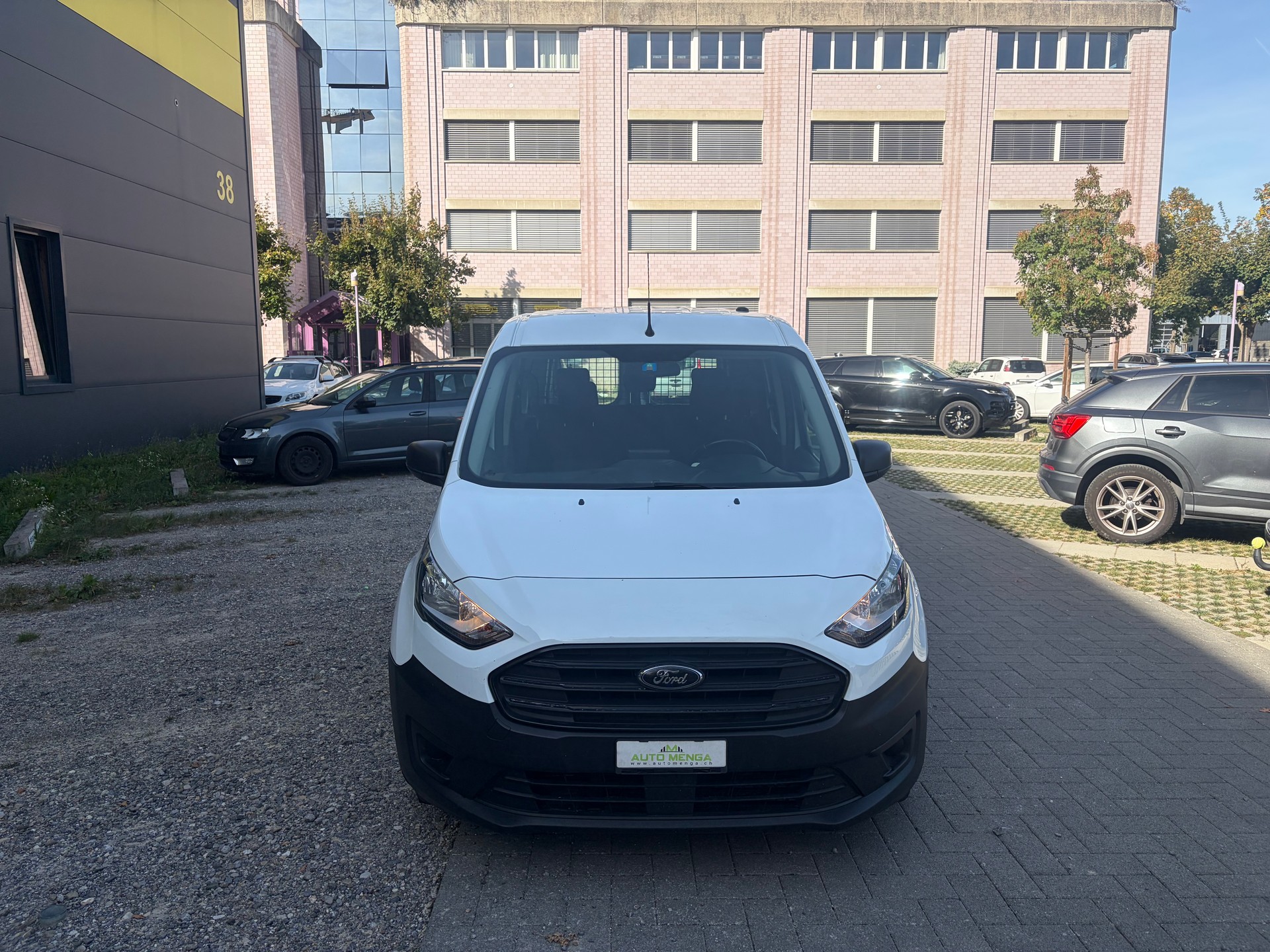 FORD Transit Connect Van T220 DCIV 1.5 EcoBlue Ambiente-image-1