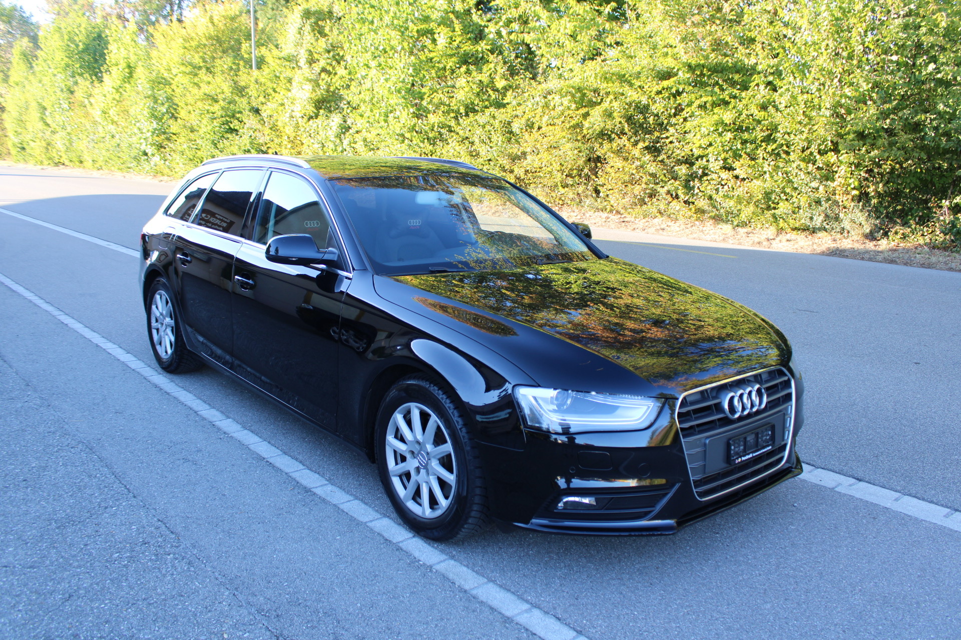 AUDI A4 Avant 2.0 TDI multitronic-image-2