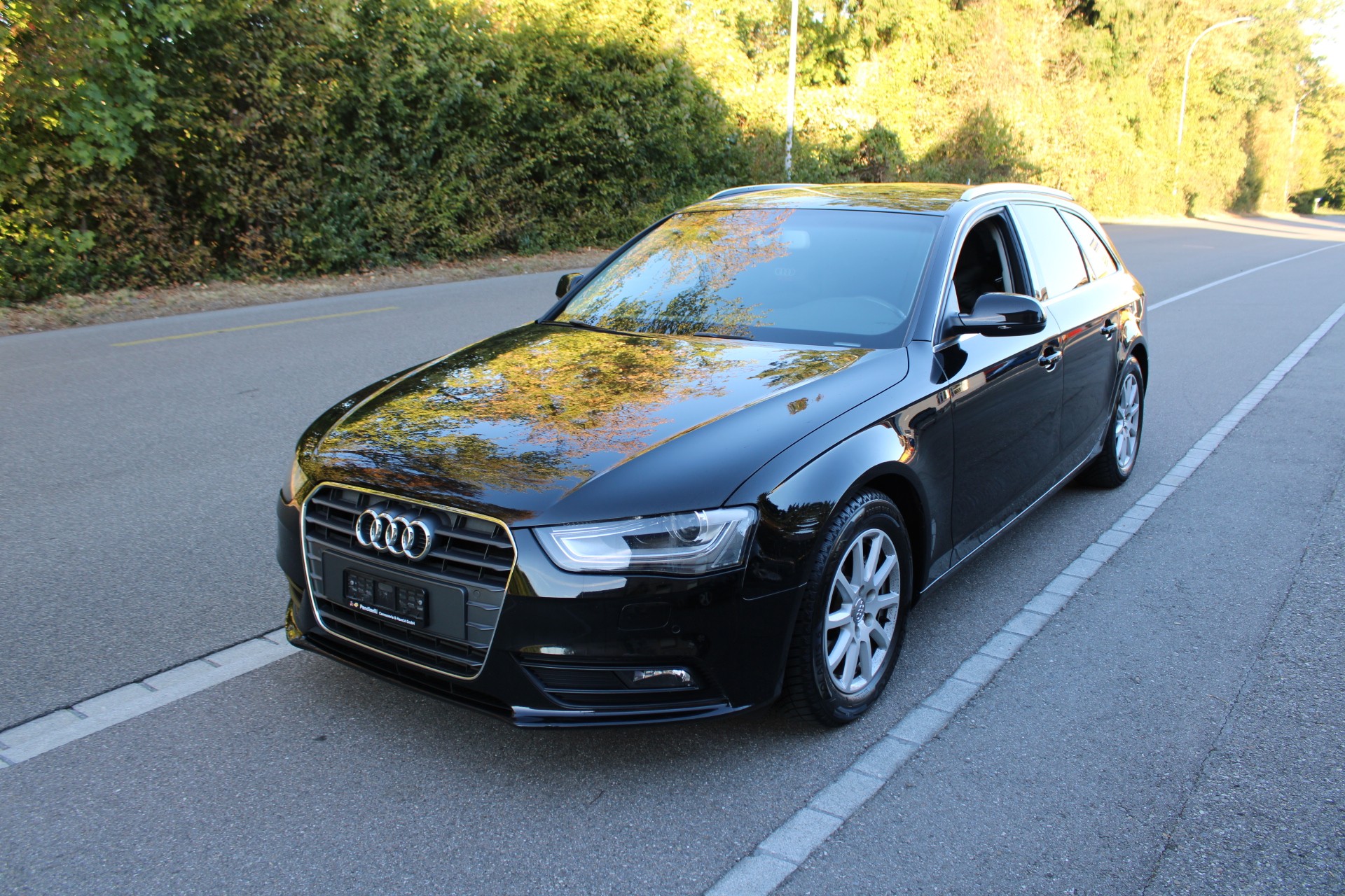 Car photo