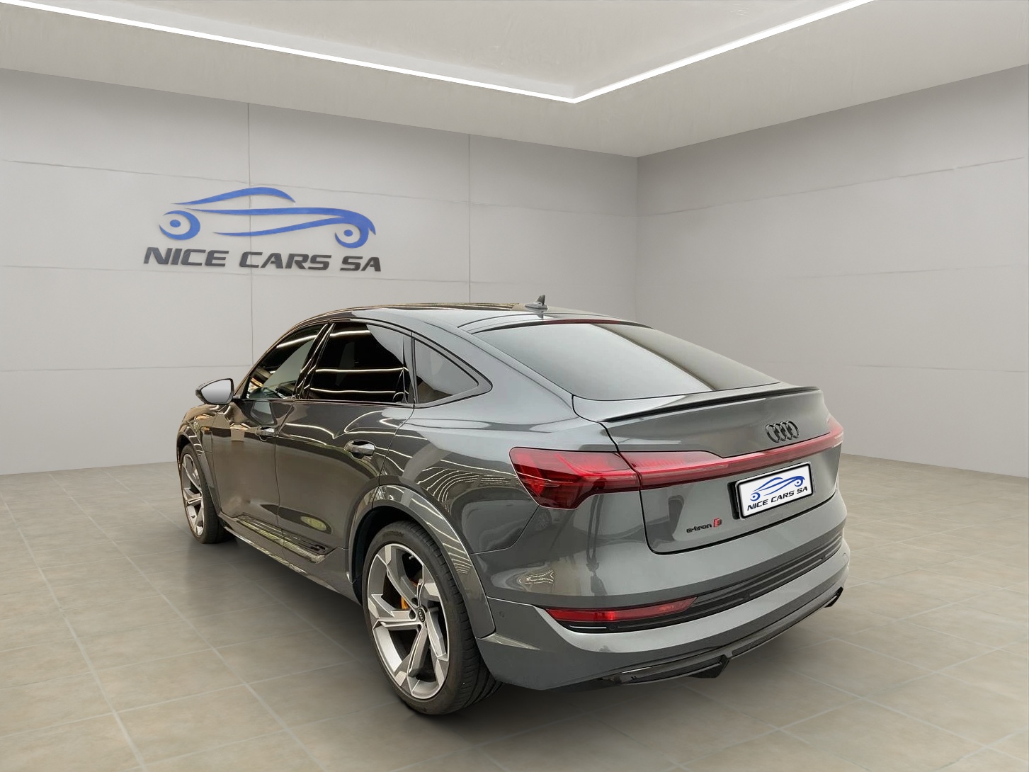 AUDI e-tron S Sportback quattro-image-1
